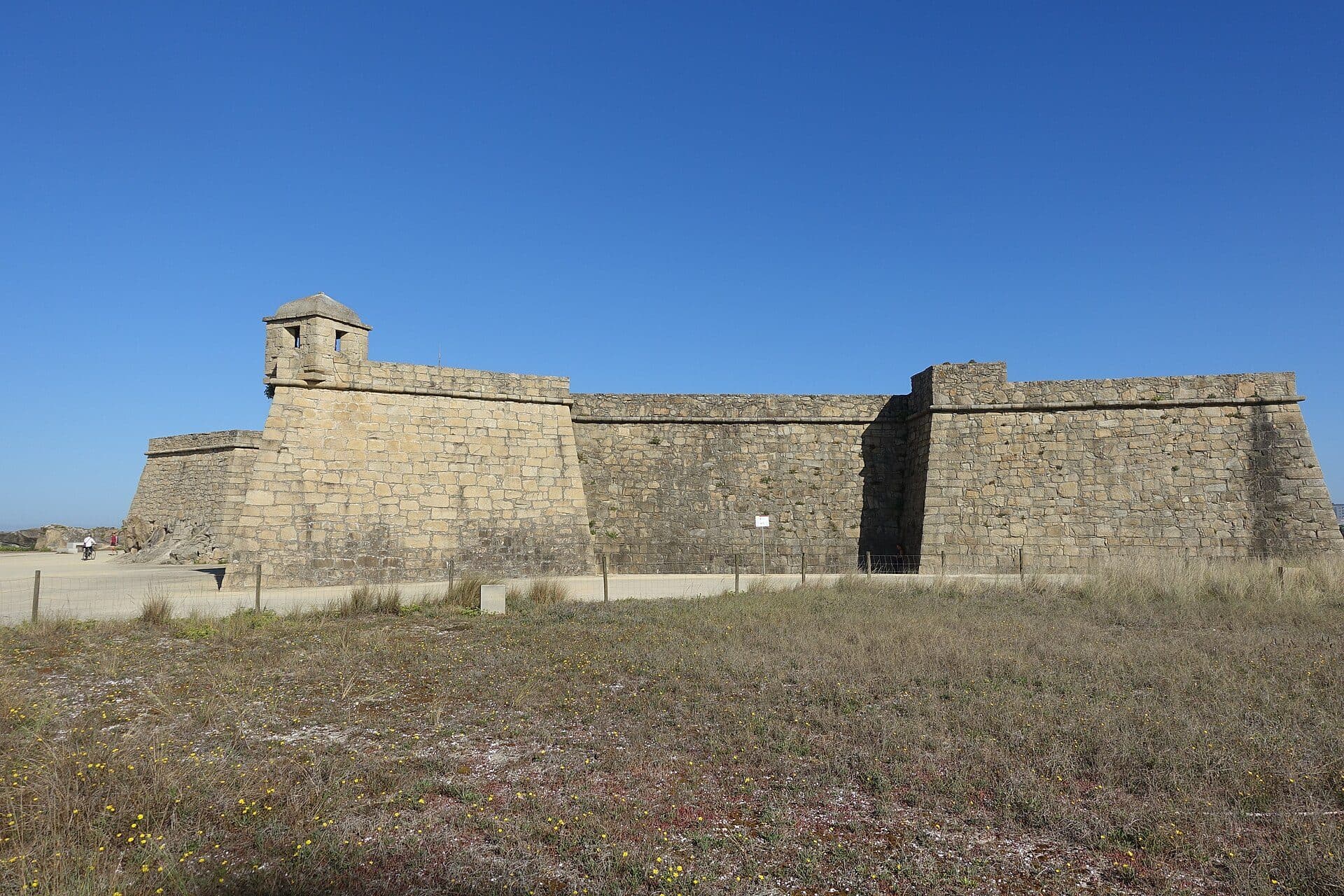 Vista externa da estrutura histórica do Forte de Nossa Senhora da Assunção