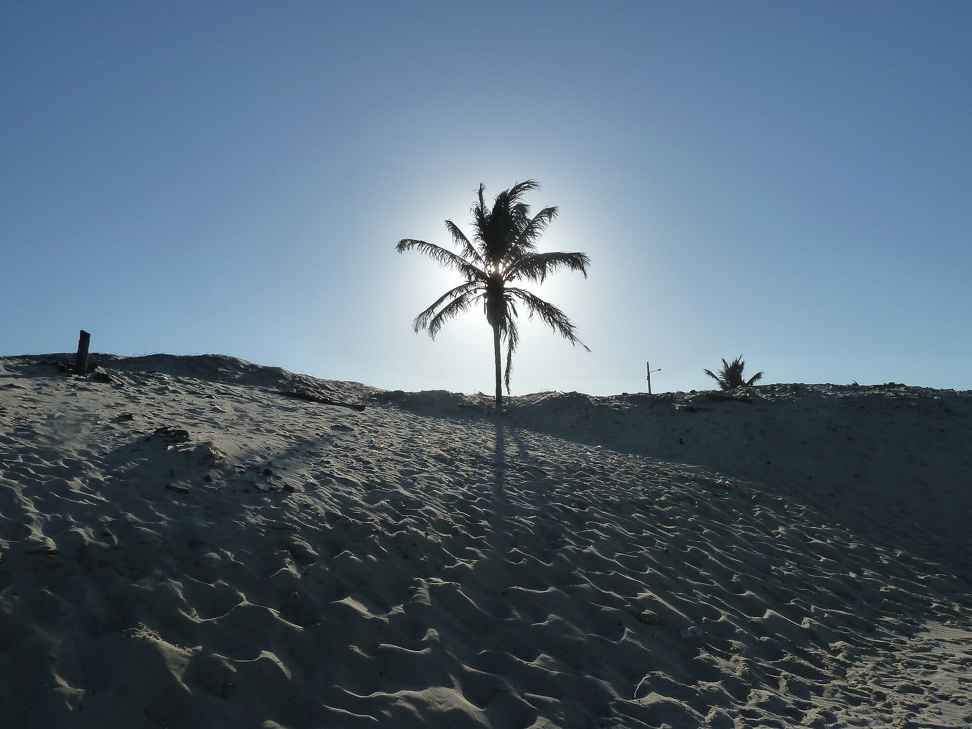 Vista da Praia de Icaraí em um dia ensolarado em Fortaleza