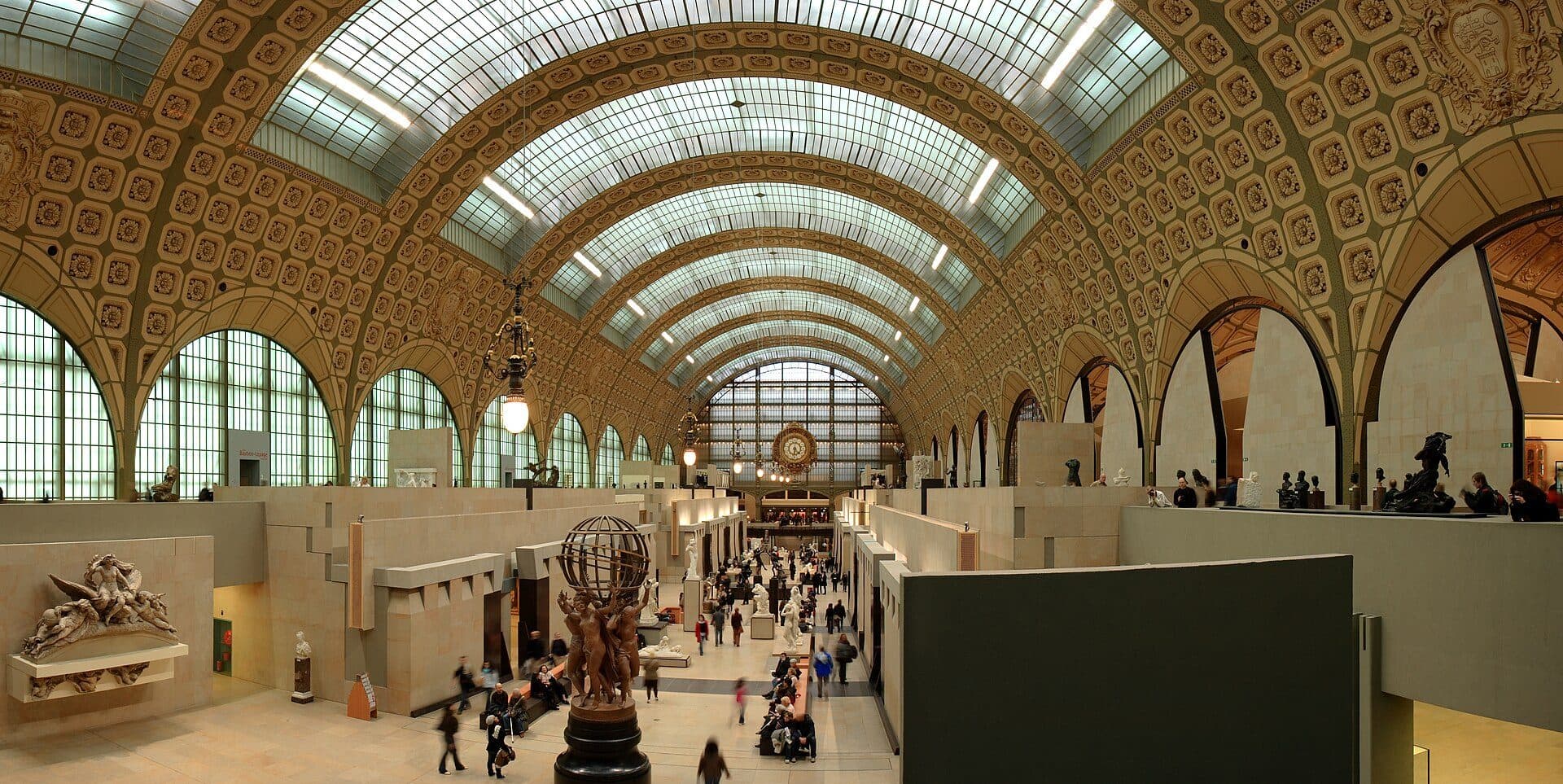 Vista do edifício do Musée d'Orsay em Paris