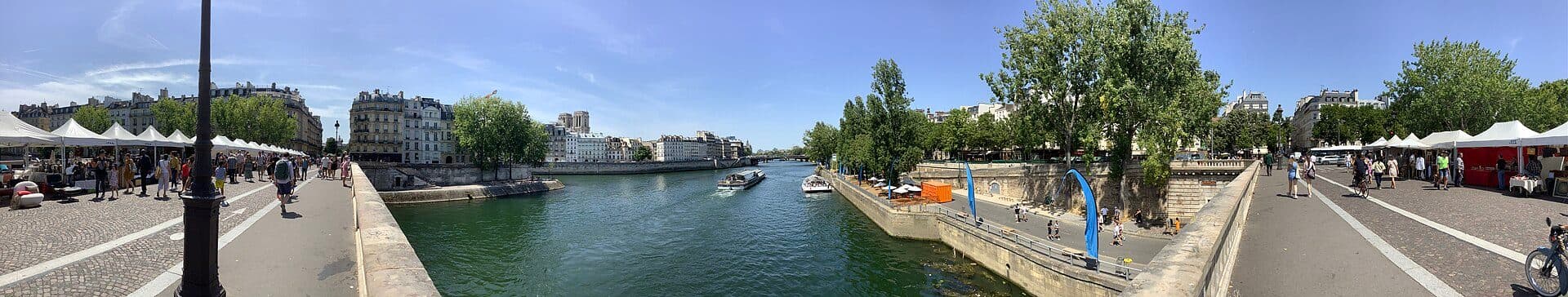 Vista panorâmica do Rio Sena a partir da Île Saint-Louis