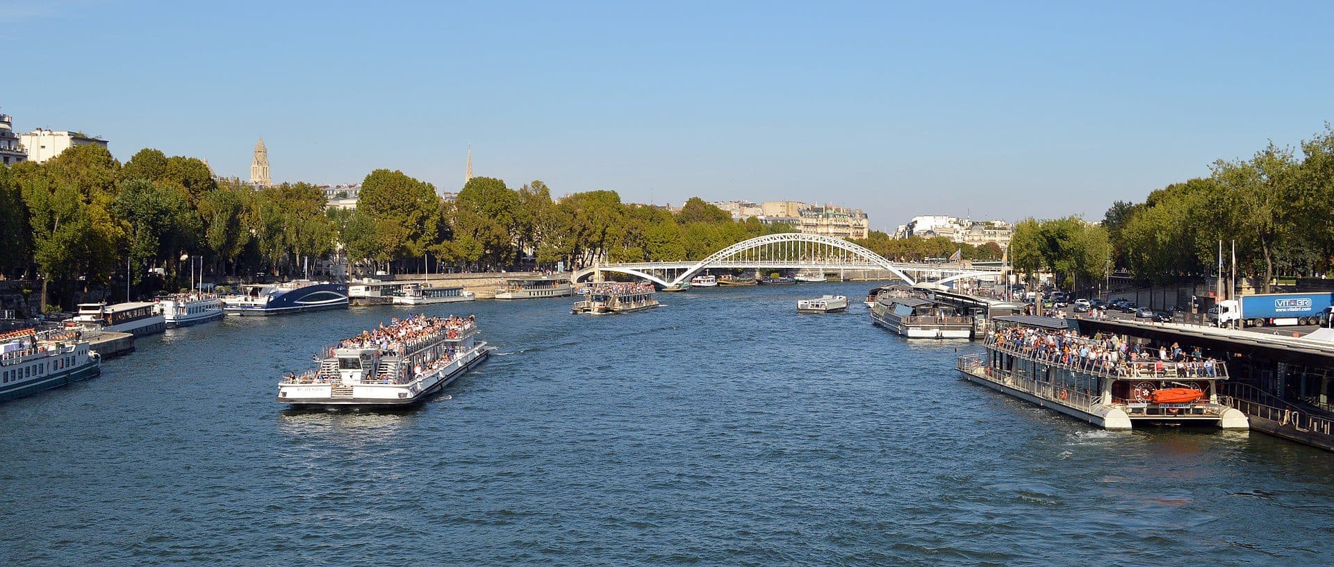 Vista do Rio Sena a partir da Pont d'Iéna em Paris