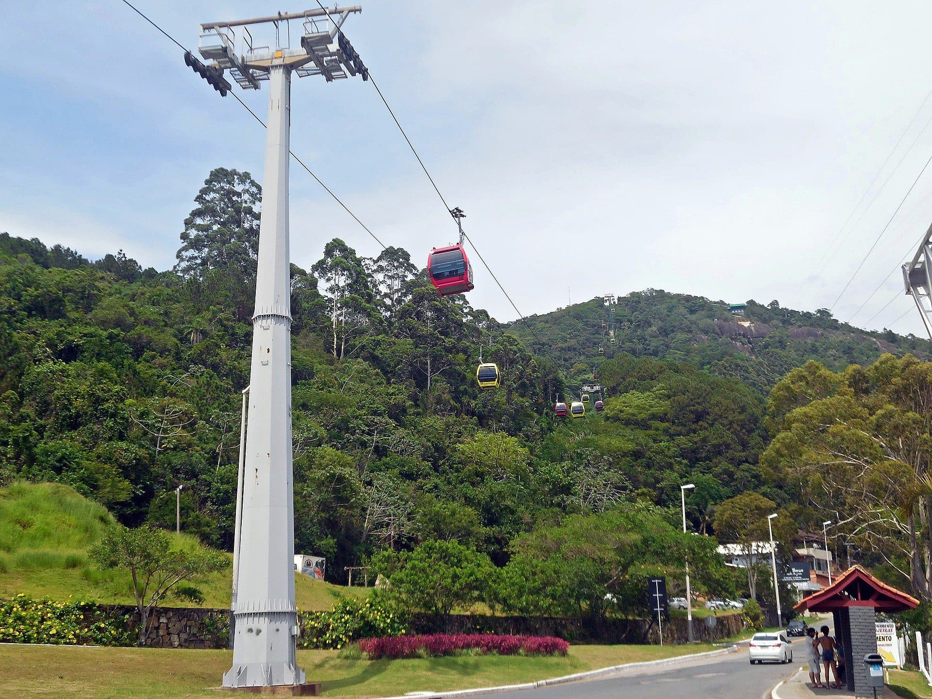 Teleférico do Parque Unipraias na Praia de Laranjeiras em Balneário Camboriú