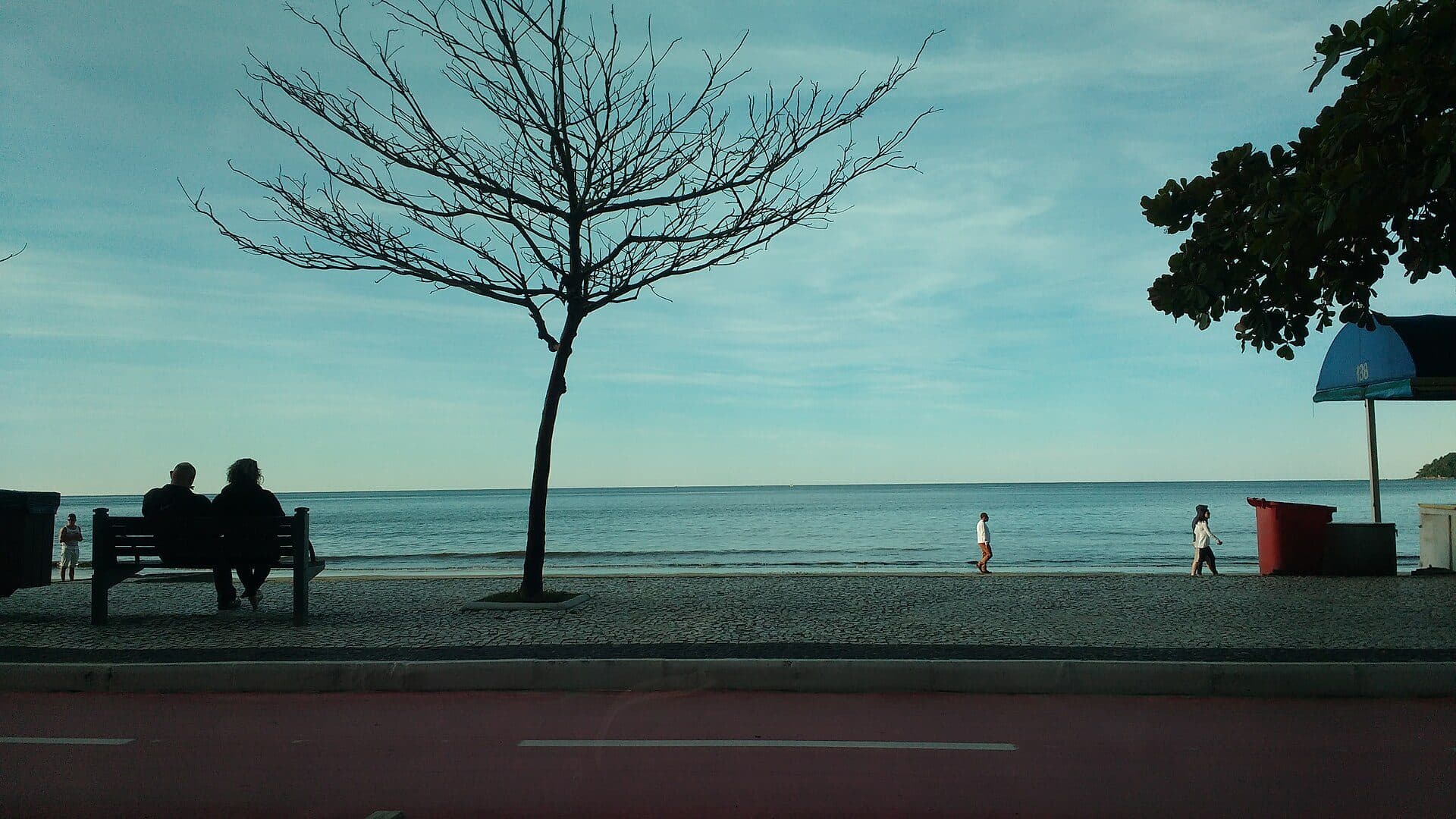 Vista da orla da Praia Central de Balneário Camboriú