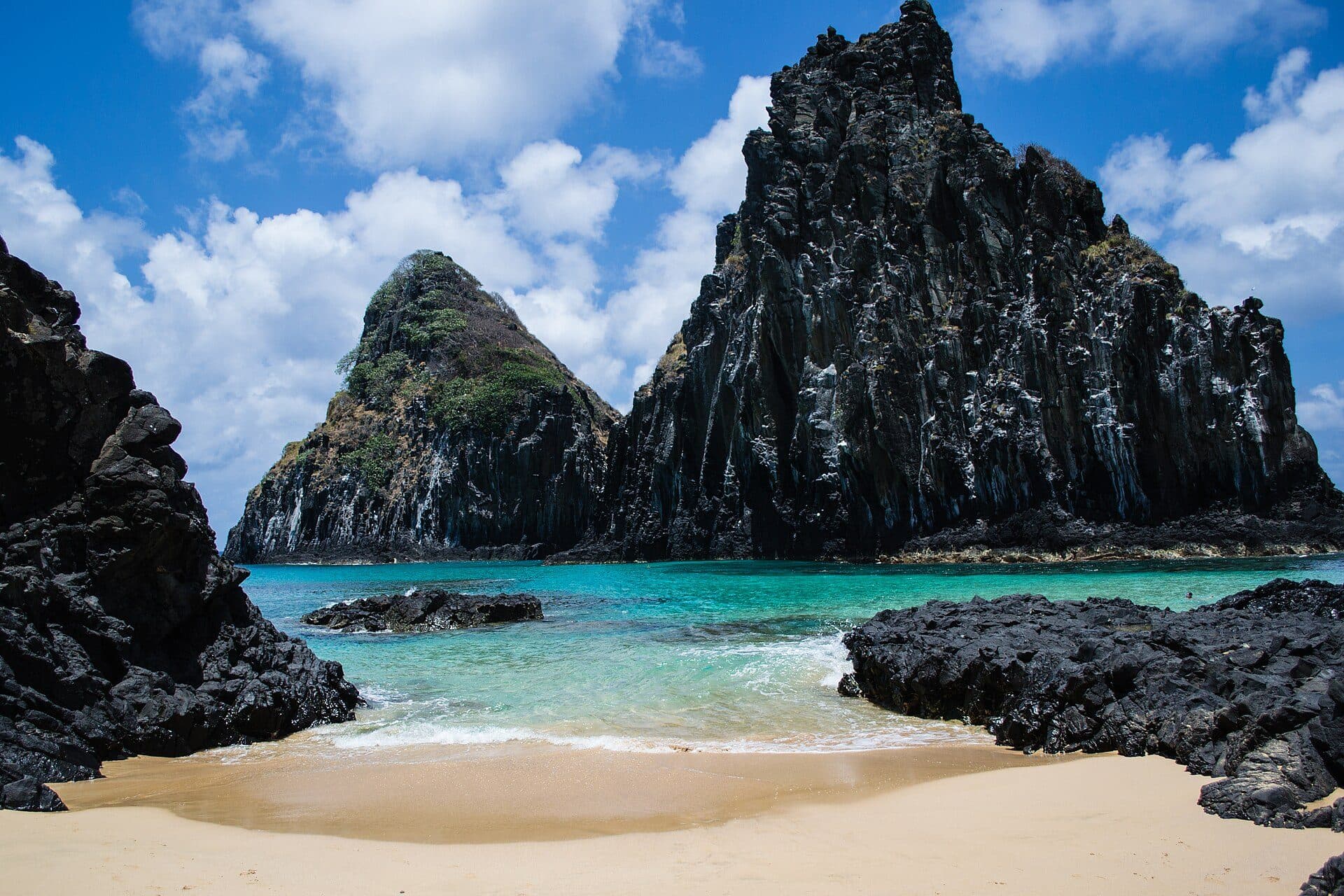 Vista da Praia da Cacimba do Padre em Fernando de Noronha, Pernambuco