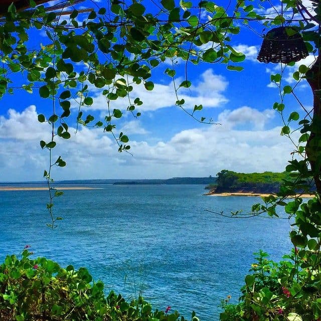 Vista da Lagoa de Guaraíras em Tibau do Sul