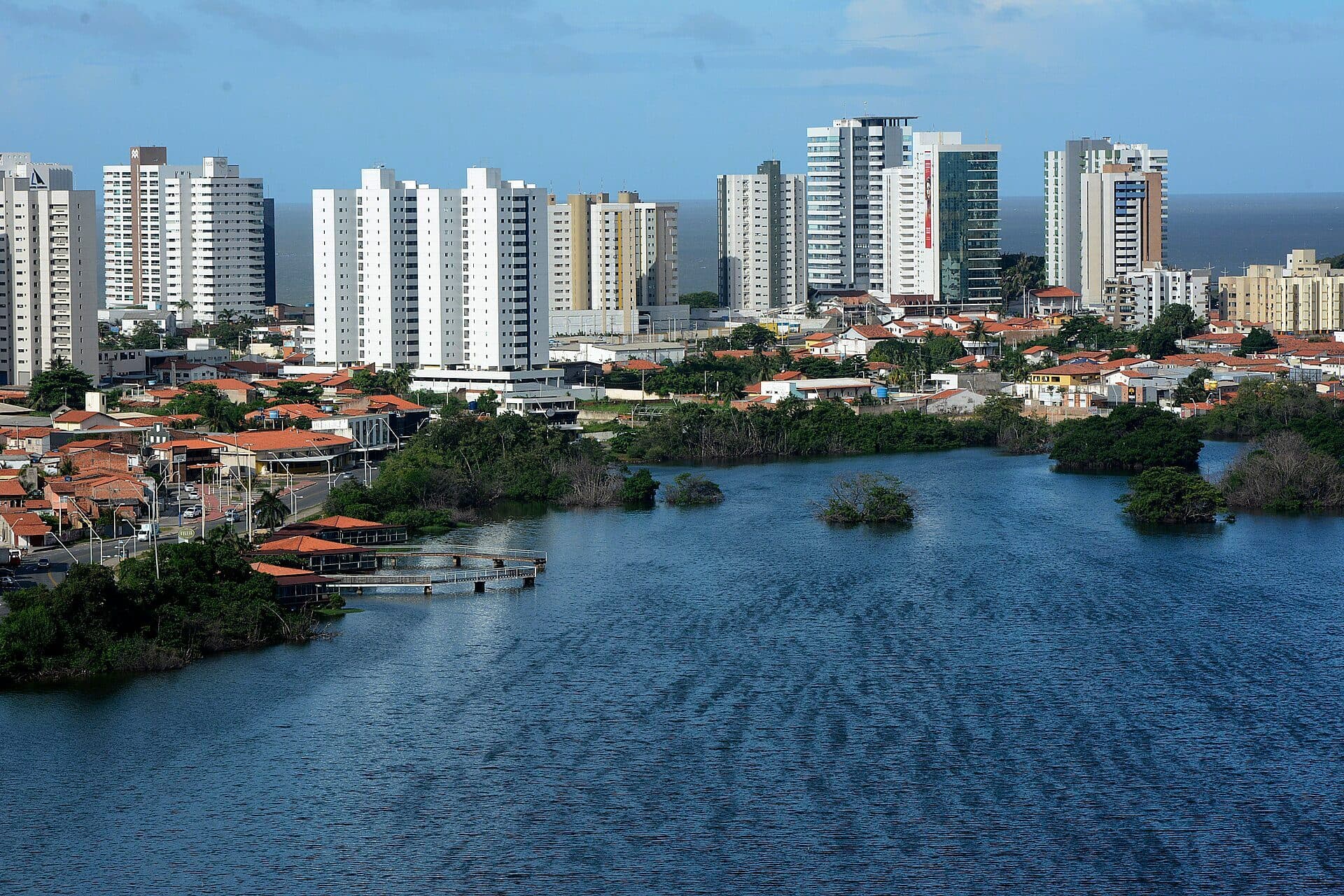 Vista da Lagoa da Jansen em São Luís, no Maranhão