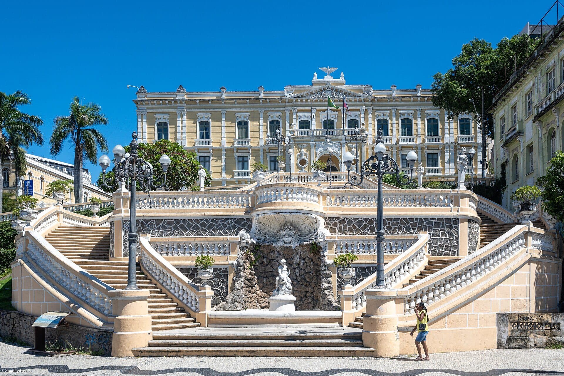 Vista da fachada do histórico Palácio Anchieta em Vitória