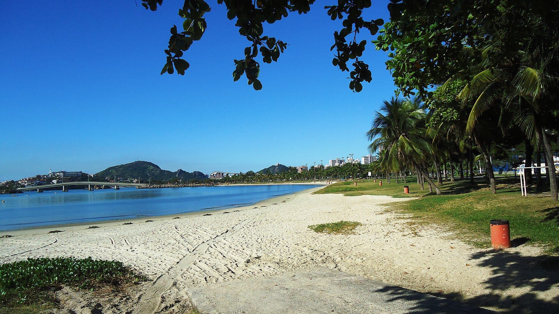 Vista da Praia do Canto em Vitória, no Espírito Santo