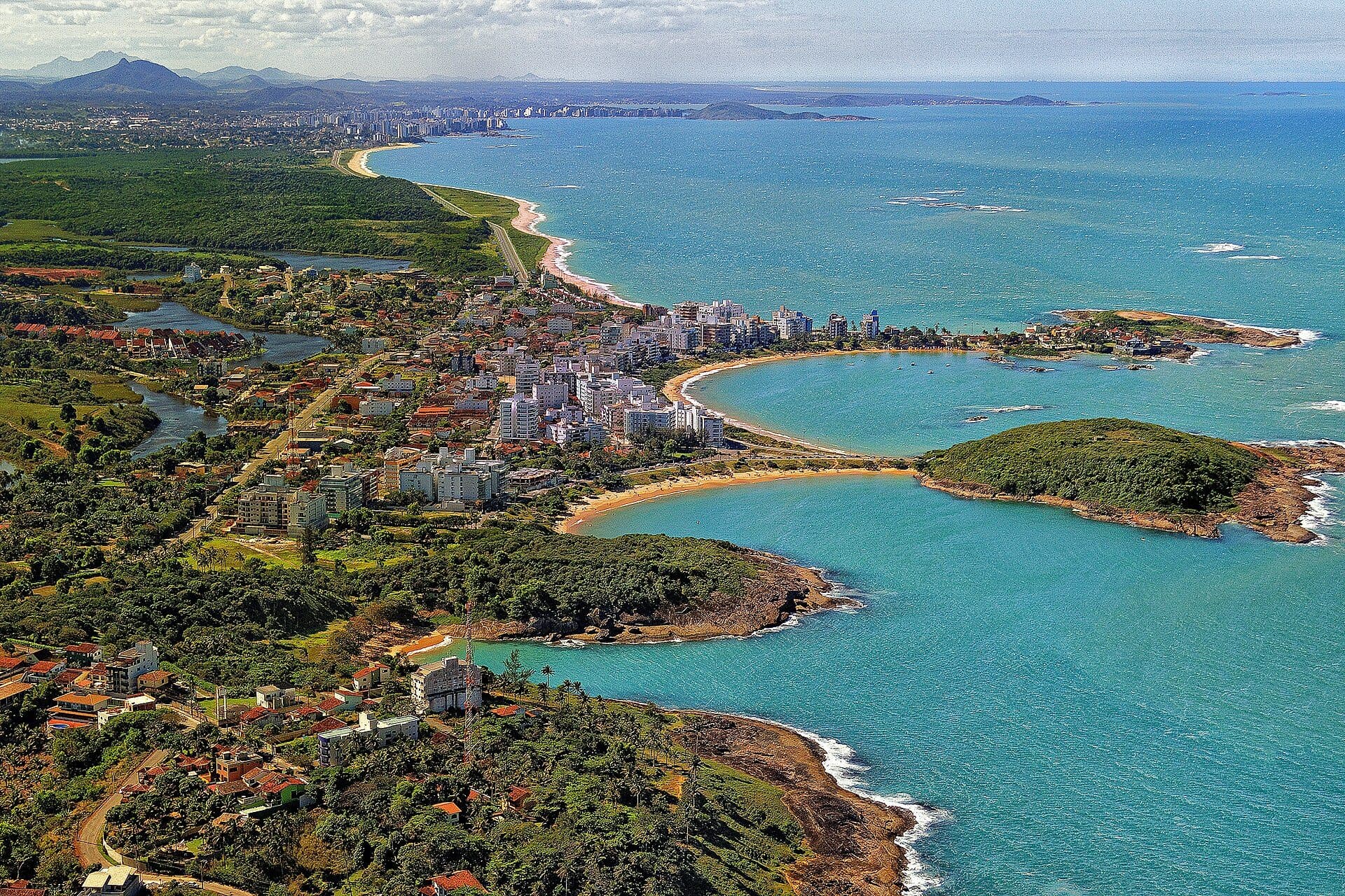 Vista da Enseada Azul em Guarapari, no Espírito Santo
