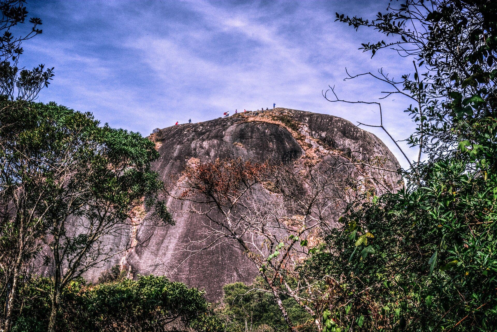 Vista da formação rochosa da Pedra Redonda
