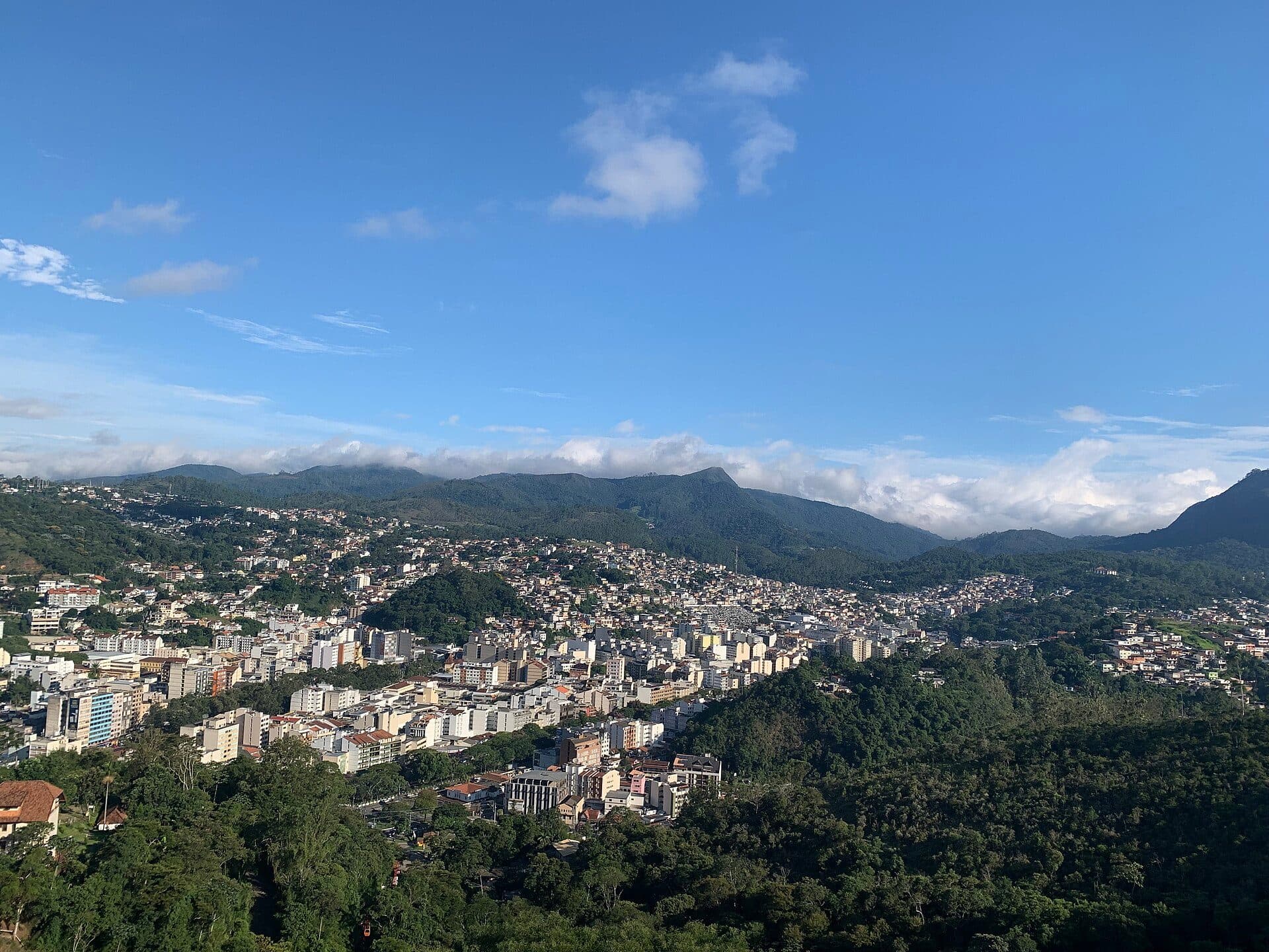 Vista da cidade de Nova Friburgo a partir do Teleférico do Suspiro