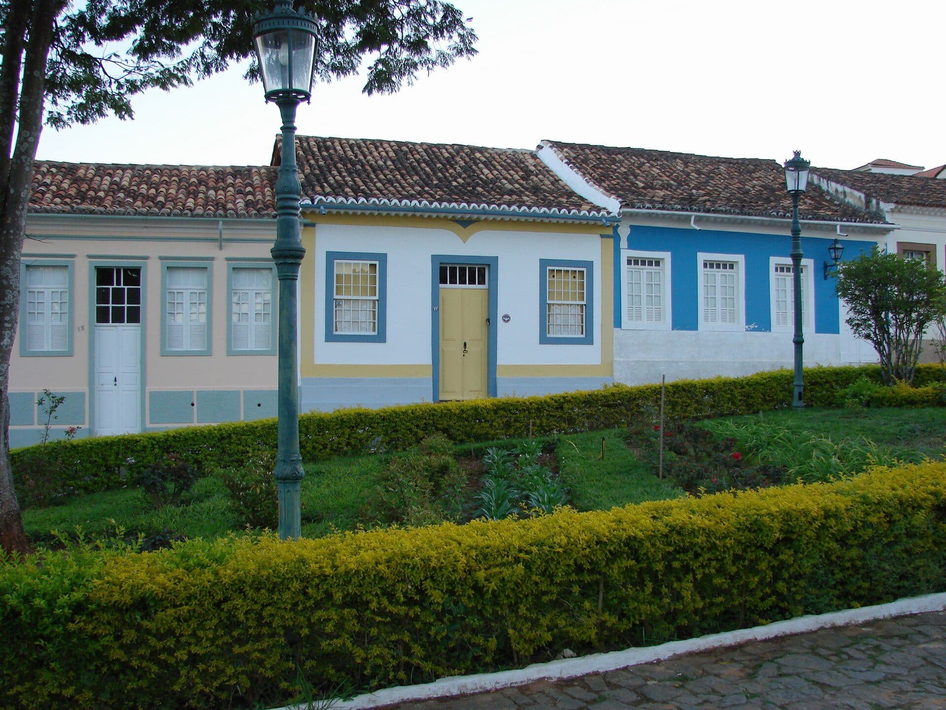 Casarios coloniais do século XVII em São João del-Rei, Minas Gerais
