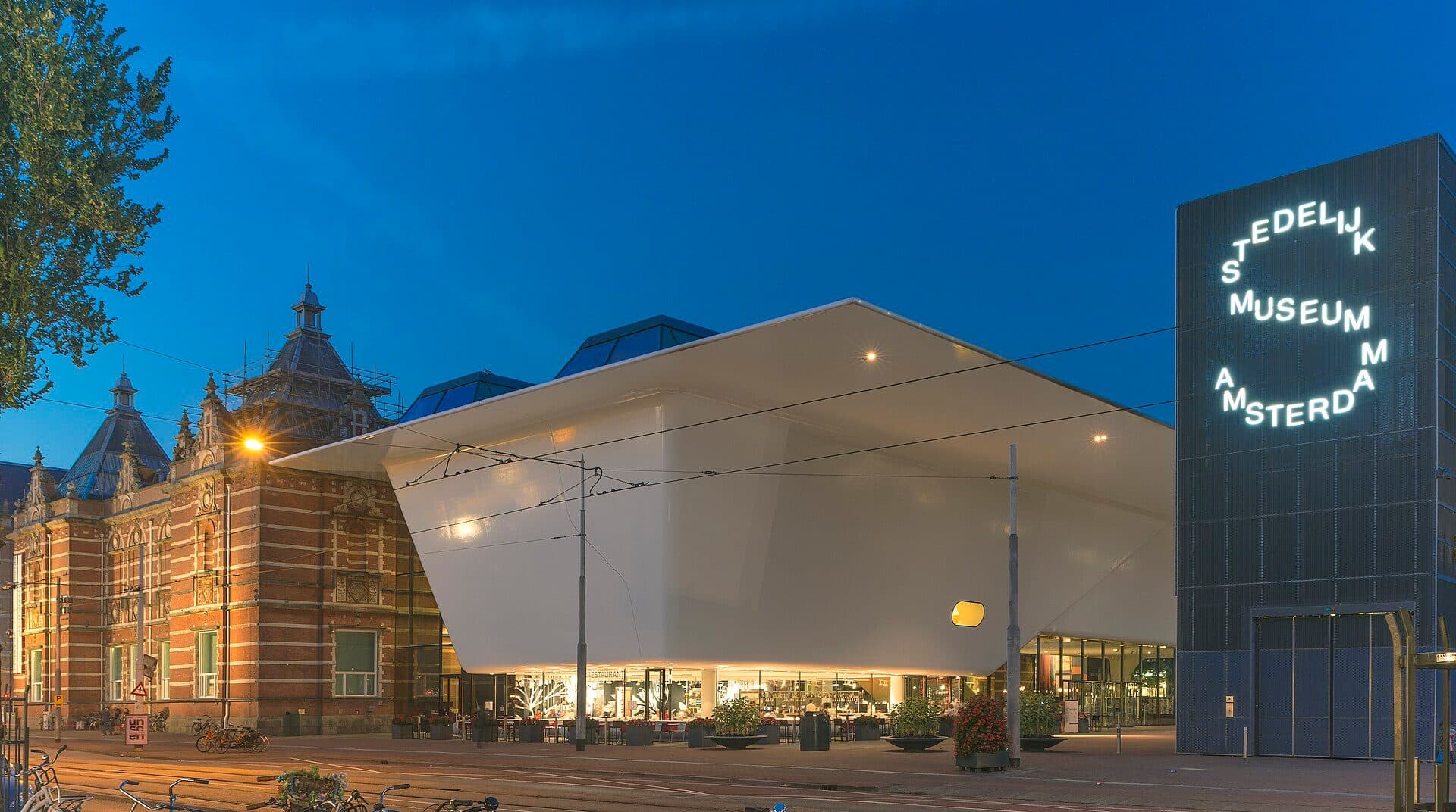Vista da nova ala do Stedelijk Museum Amsterdam