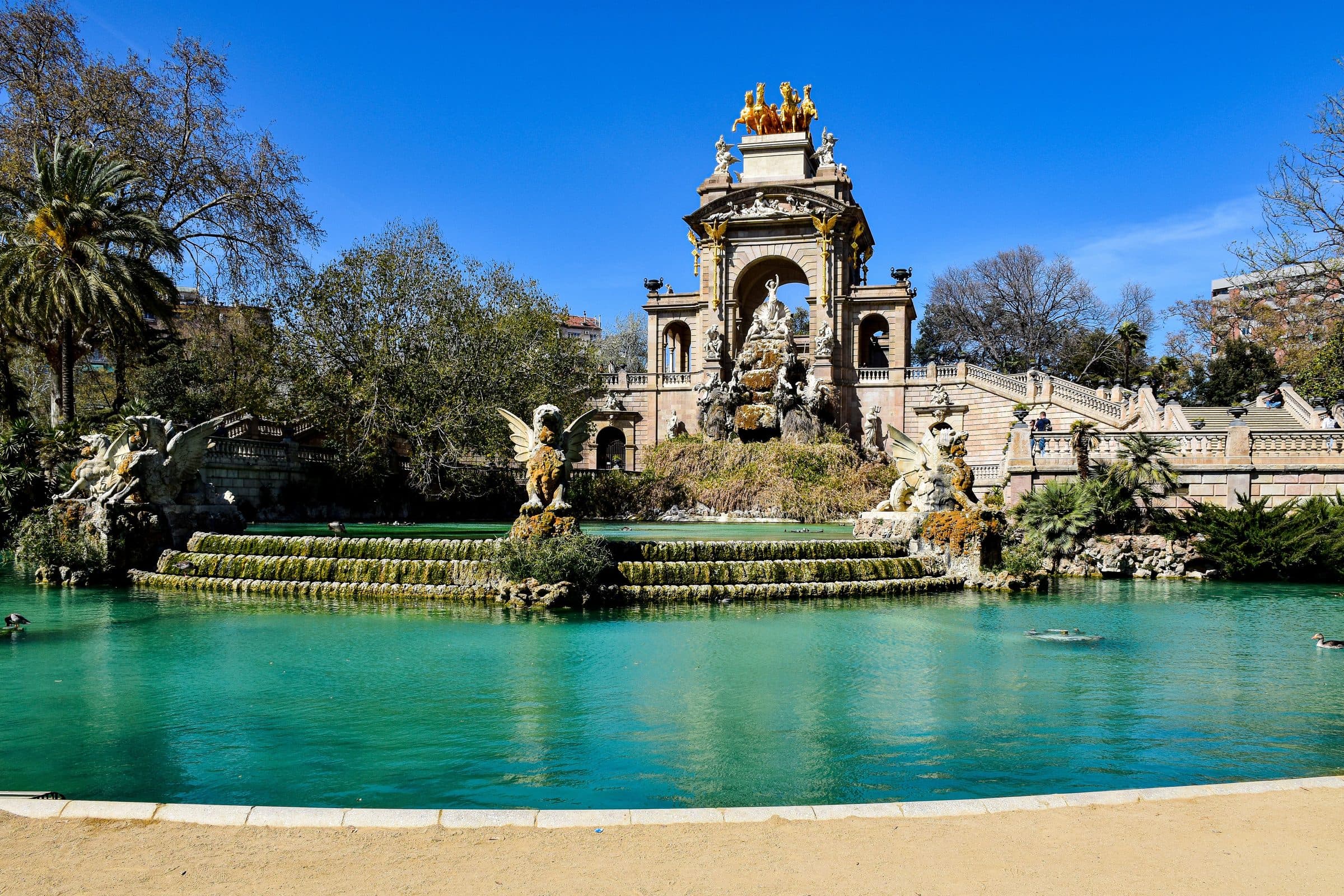 Vista da fonte Cascada Monumental no Parc de la Ciutadella em Barcelona