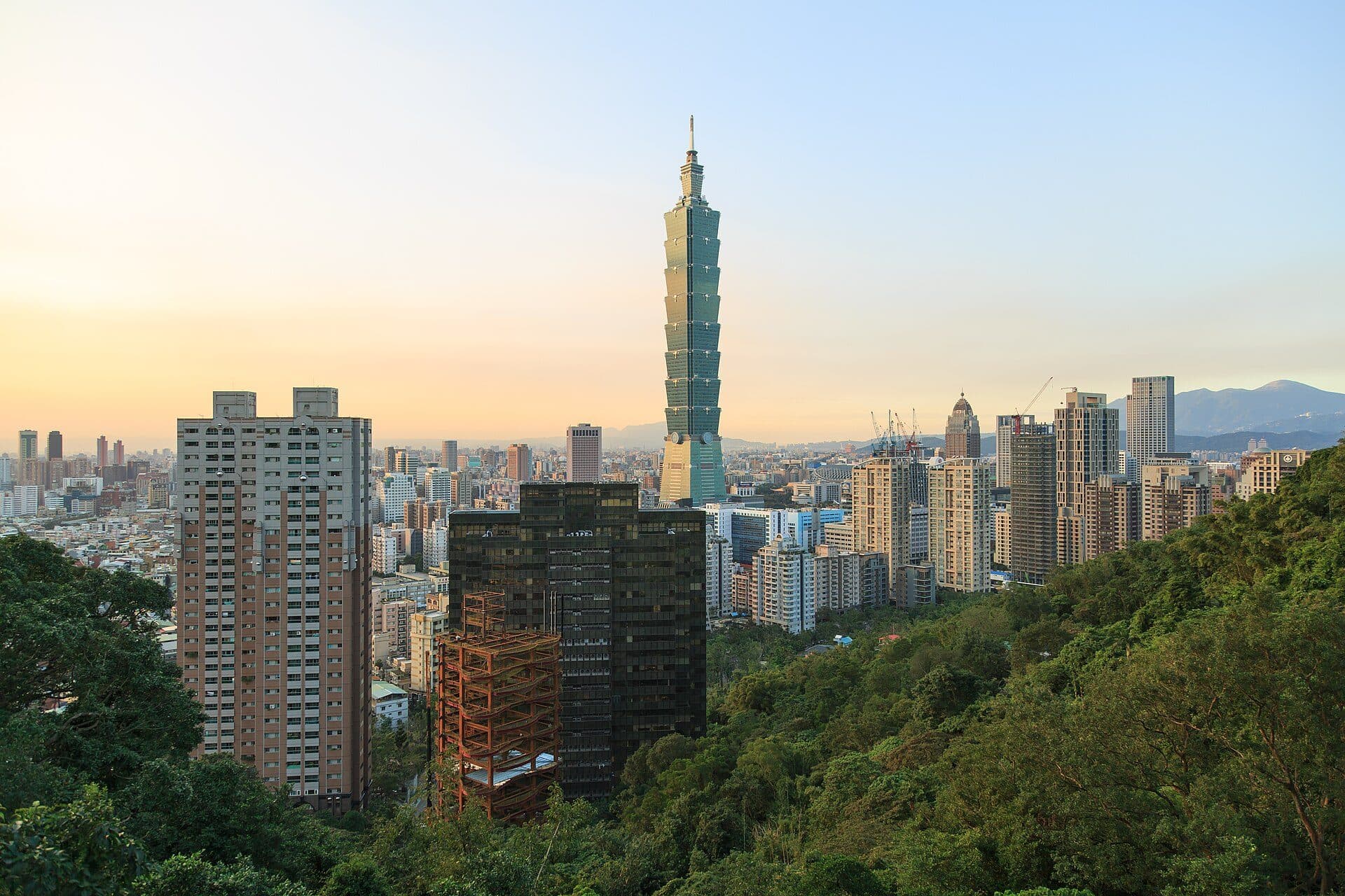 Vista do arranha-céu Taipei 101 na cidade de Taipei, em Taiwan