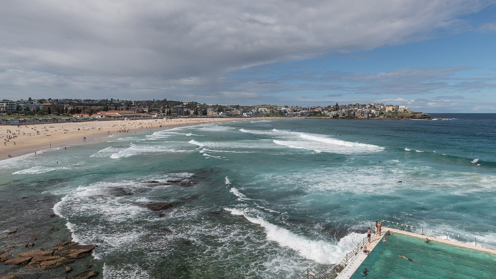 Vista em direção ao sudoeste da Praia de Bondi