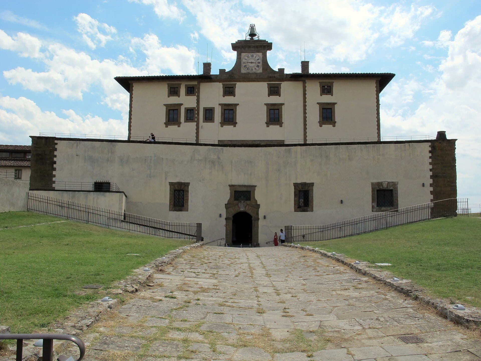 Vista do edifício principal do Forte Belvedere