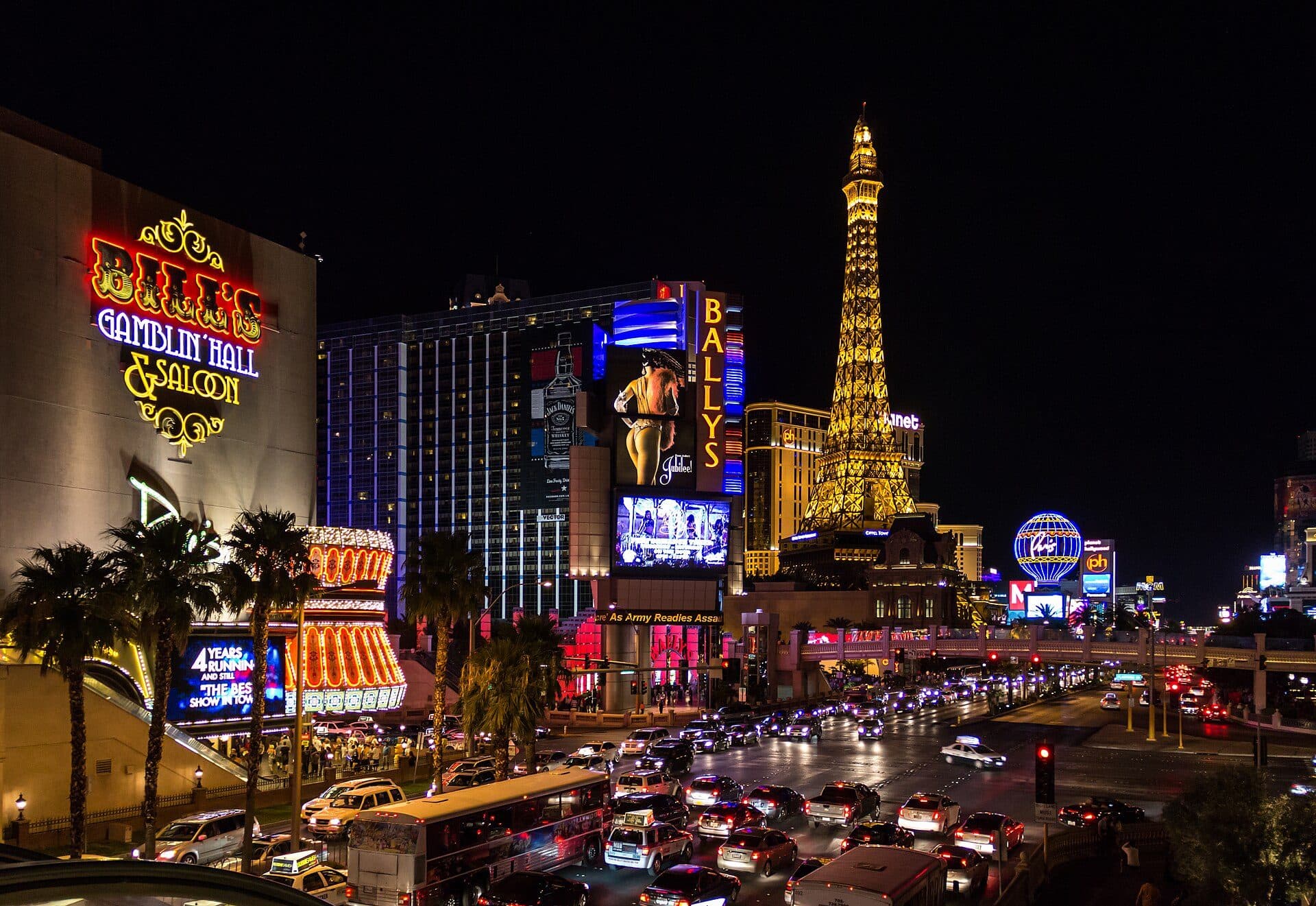 Vista da avenida The Strip em Las Vegas, Nevada