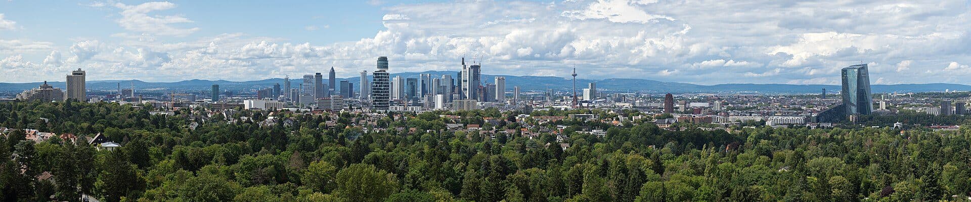 Vista panorâmica da cidade de Frankfurt a partir da Goetheturm