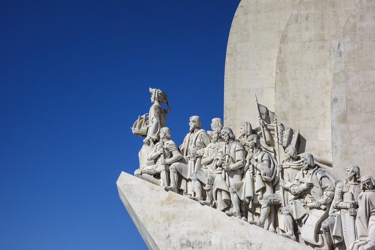 Vista do Monumento aos Descobrimentos em Lisboa, Portugal