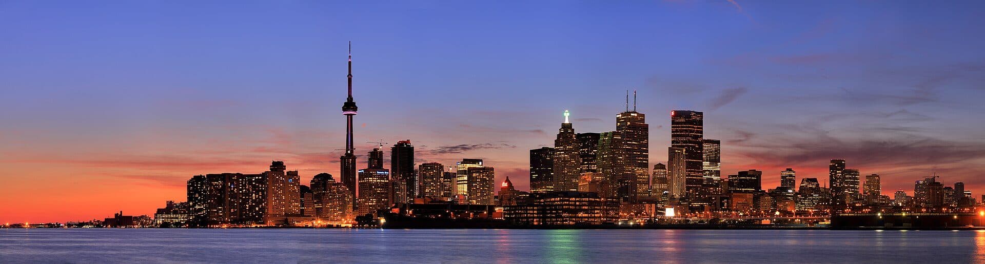 Vista da cidade de Toronto registrada em setembro de 2009