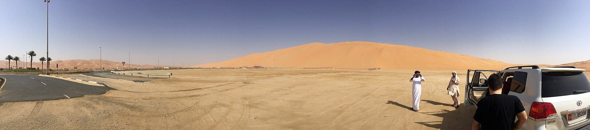 Vista da Duna Moreeb na paisagem de areia do deserto