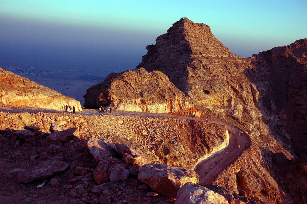 Vista da montanha Jebel Hafeet em Al Ain, nos Emirados Árabes Unidos