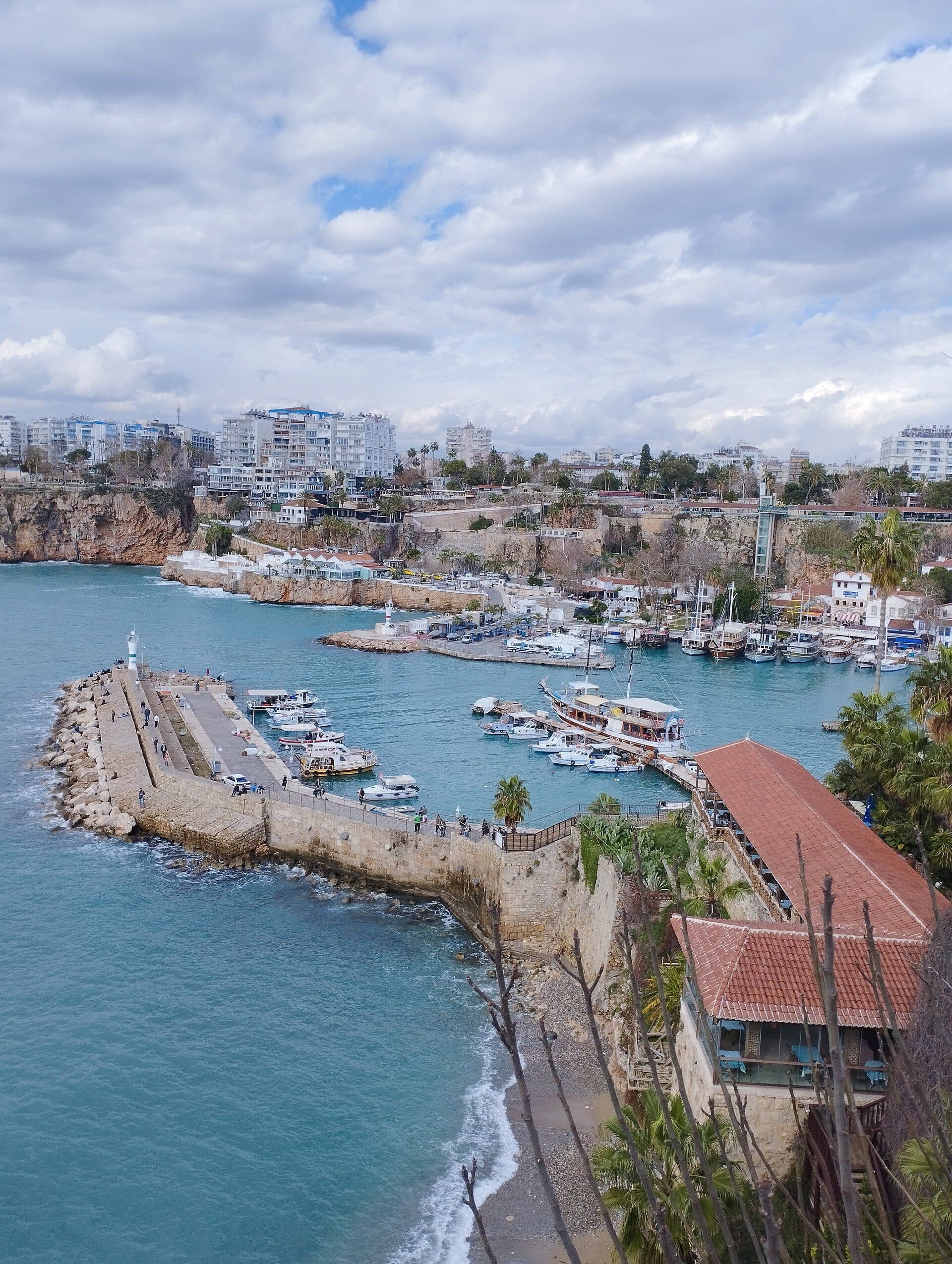 Vista panorâmica da cidade de Antalya, na Turquia