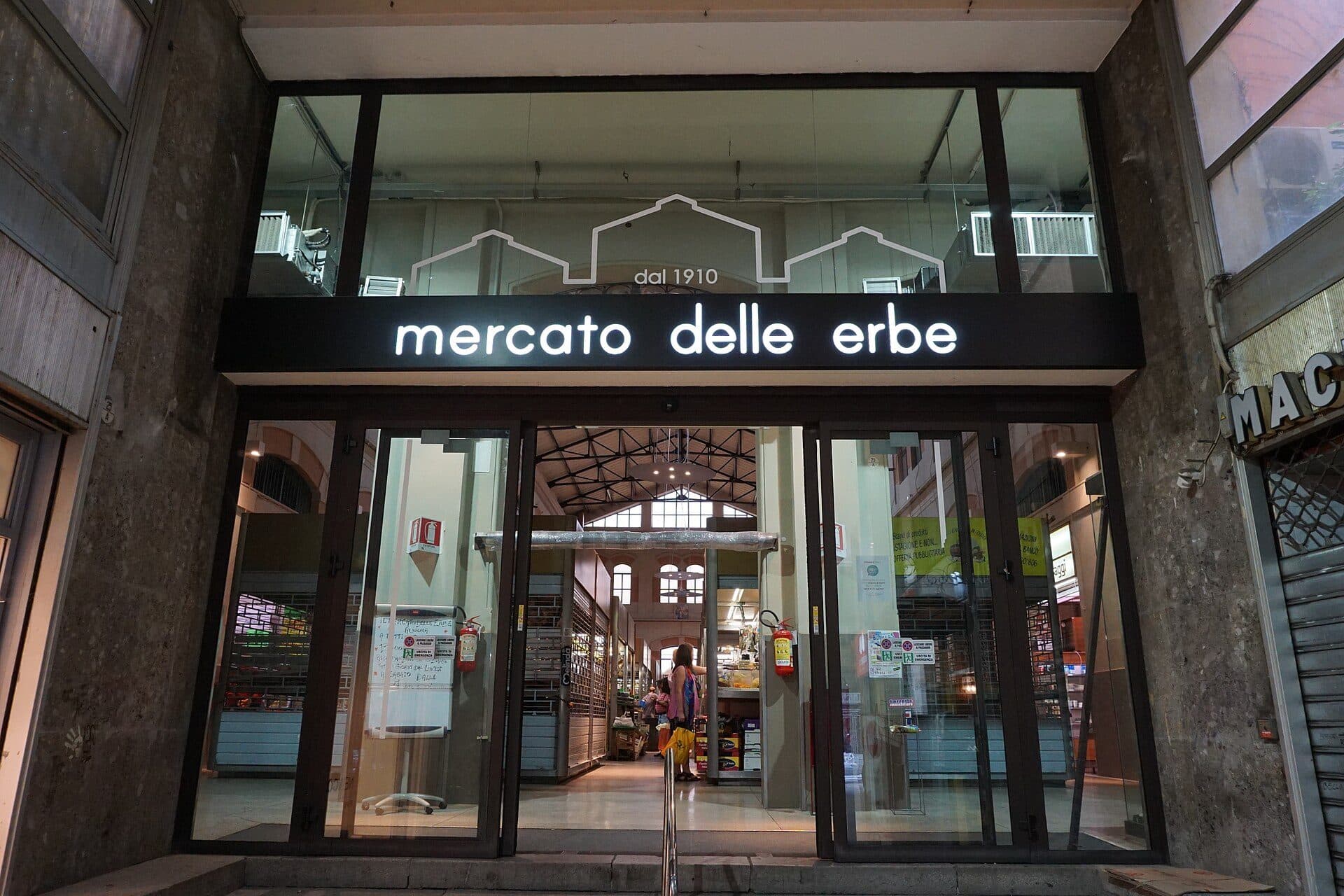 Vista do interior do Mercato delle Erbe