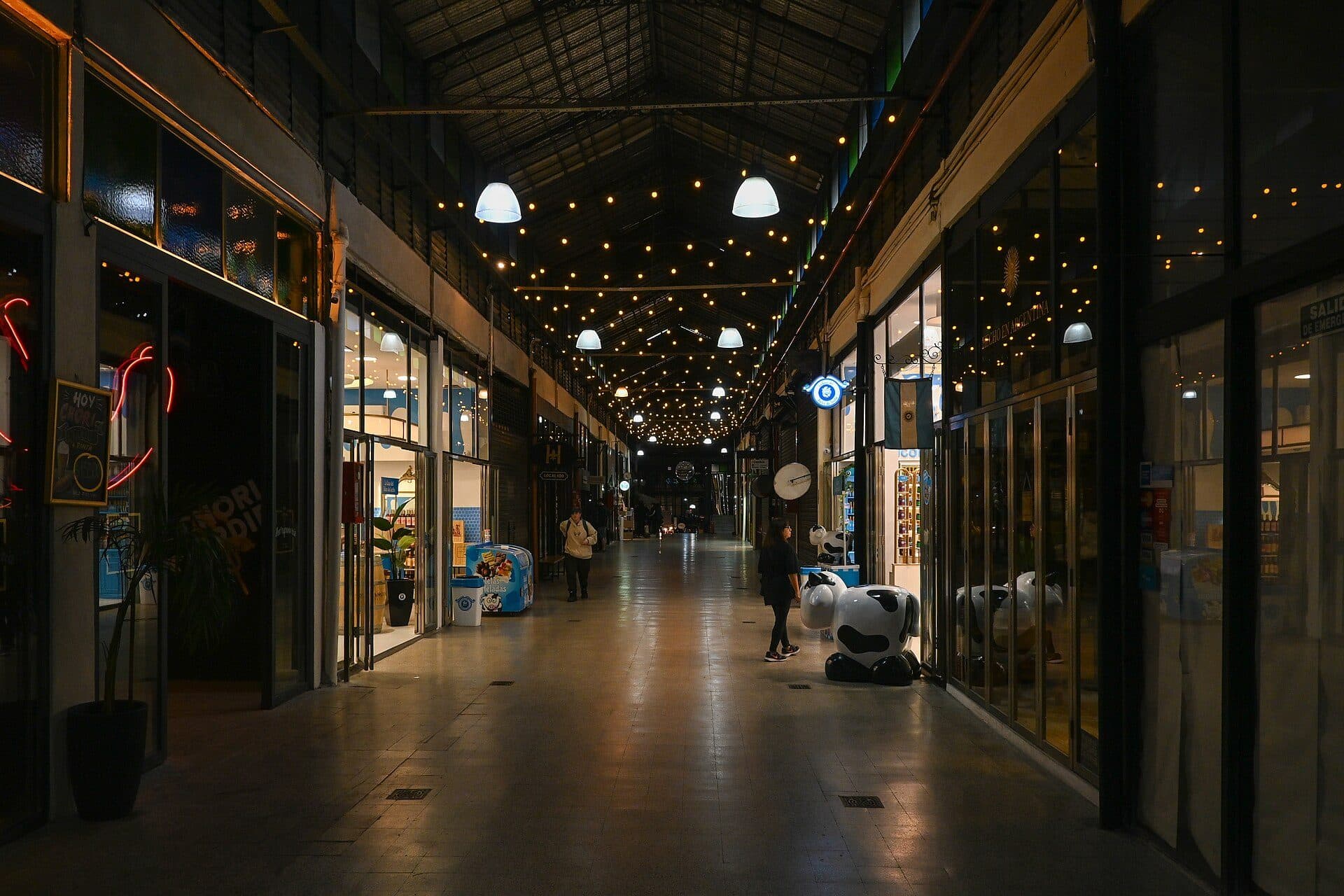 Visão geral do espaço do Mercado de San Telmo