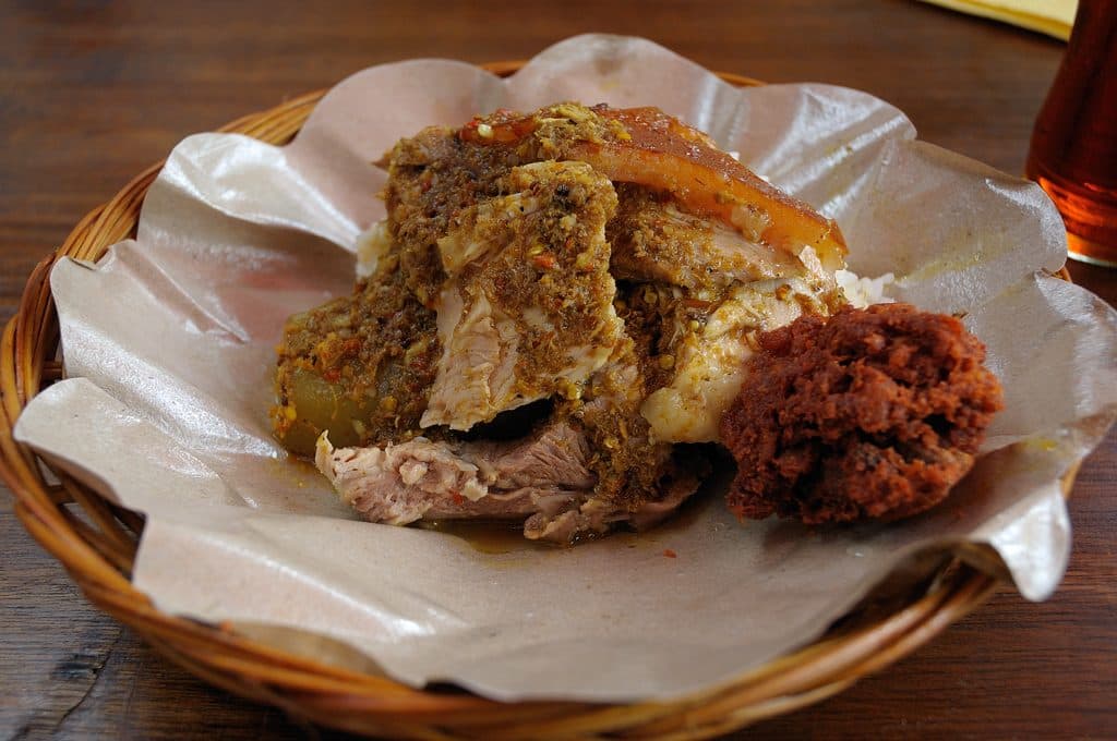 Babi Guling, prato tradicional balinês de leitão assado