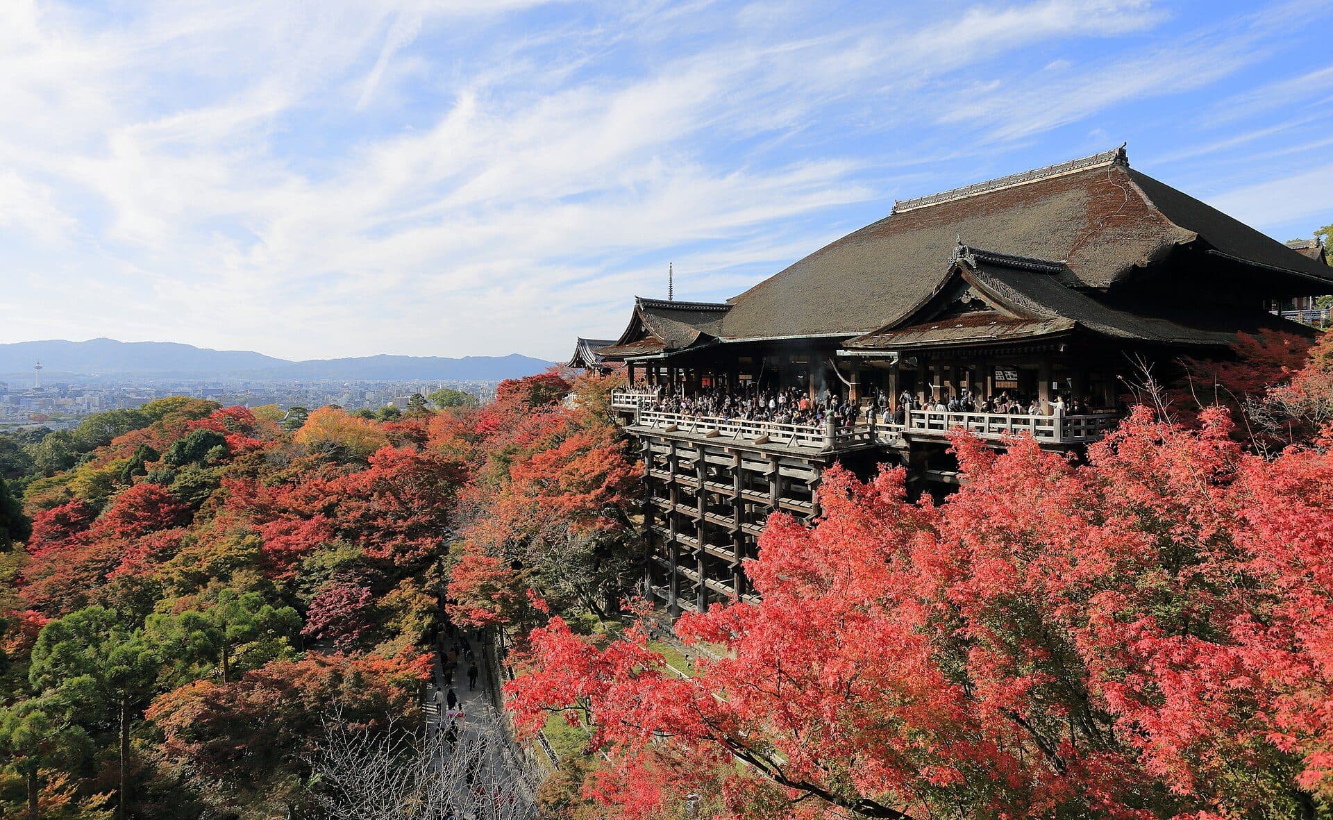 Vista do templo Kiyomizu-dera em Kyoto