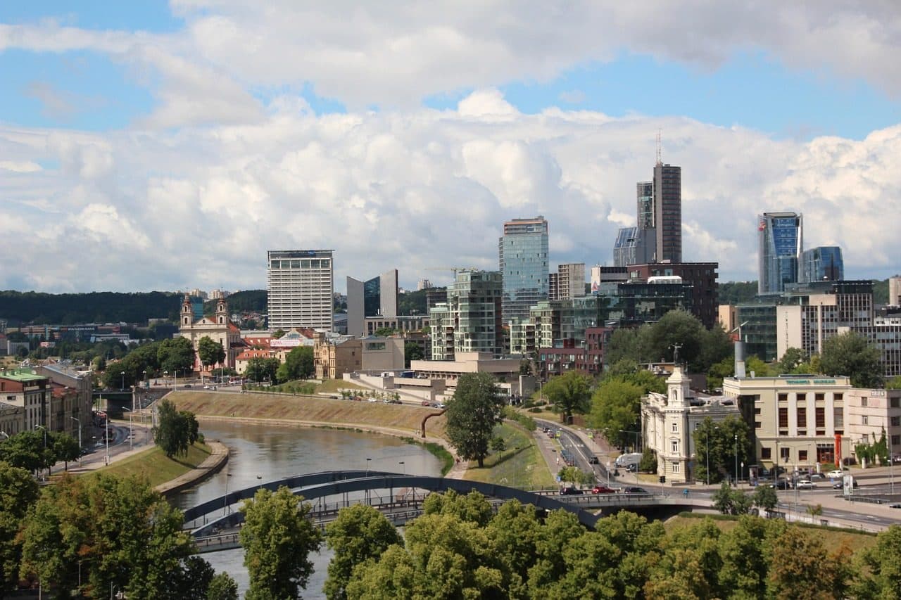 Vista da cidade de Vilnius, na Lituânia