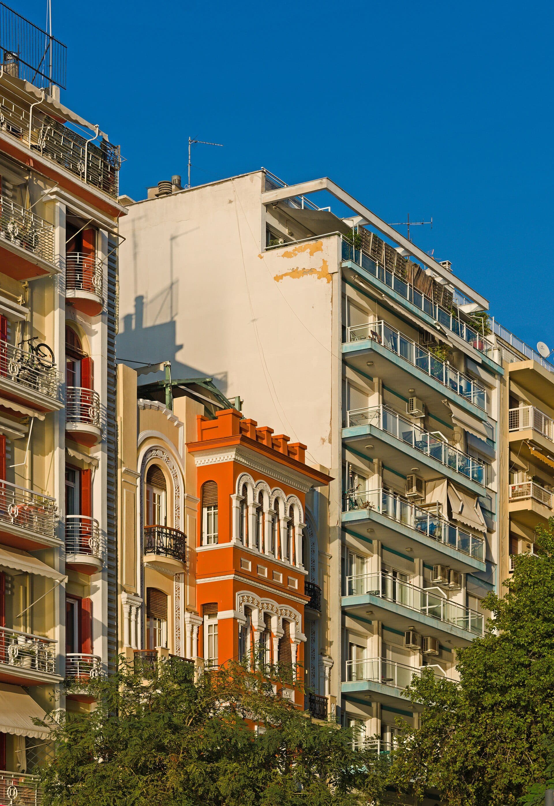Vista de edifício na rua Stratigou Kallari 5 em Tessalônica