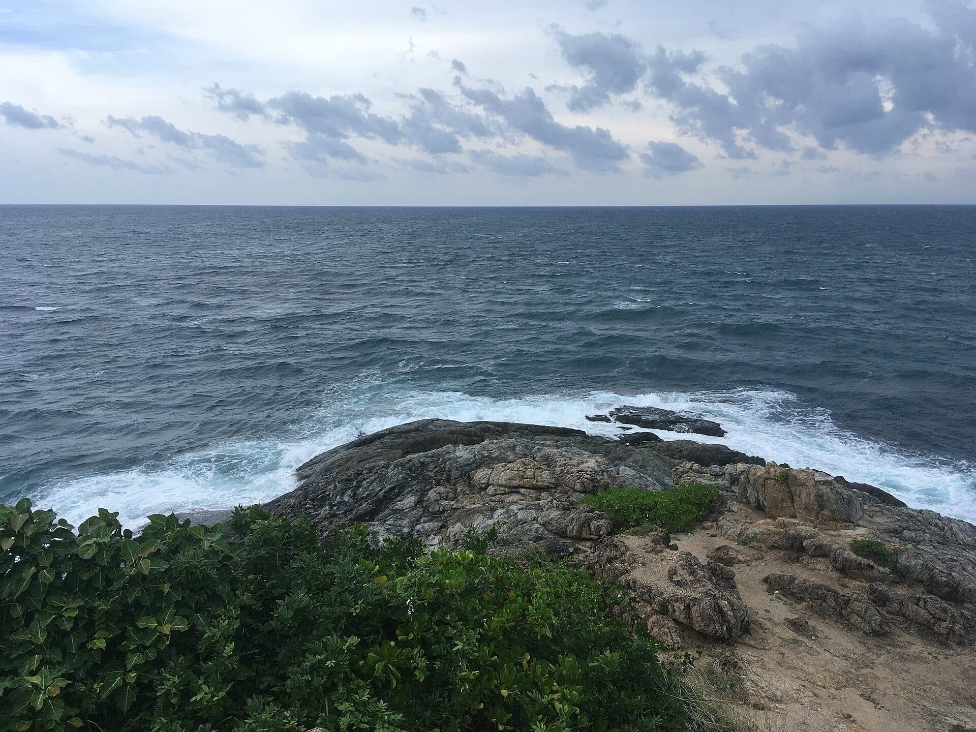 Vista panorâmica de Promthep Cape em Phuket