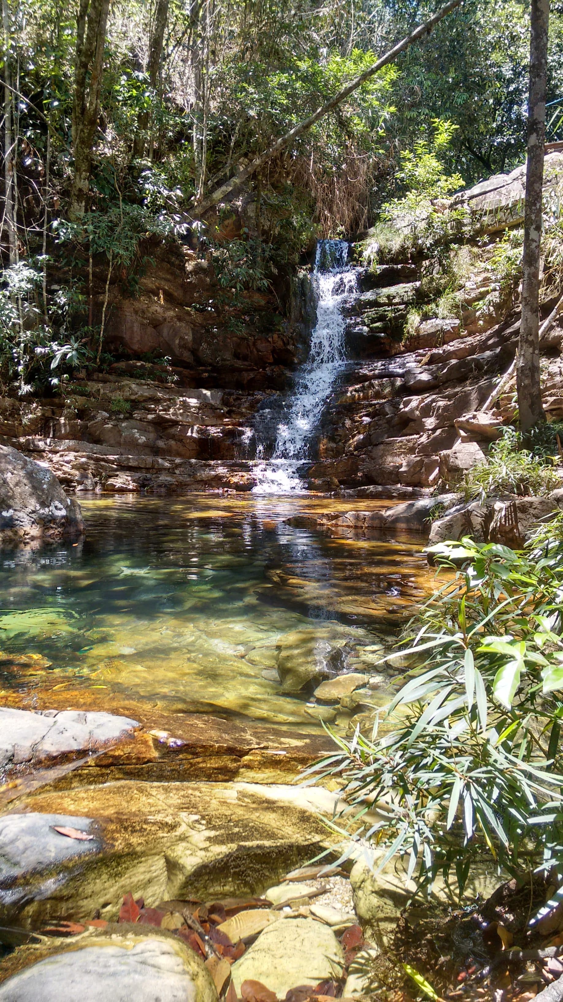 Vista da cachoeira no Poço das Loquinhas