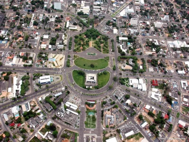 Vista da praça do Centro Cívico em Boa Vista, capital de Roraima