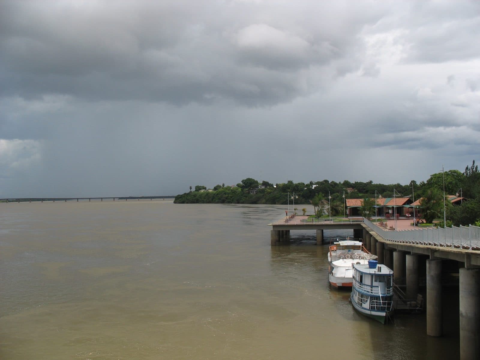 Vista panorâmica da cidade de Rio Branco na região de Boa Vista