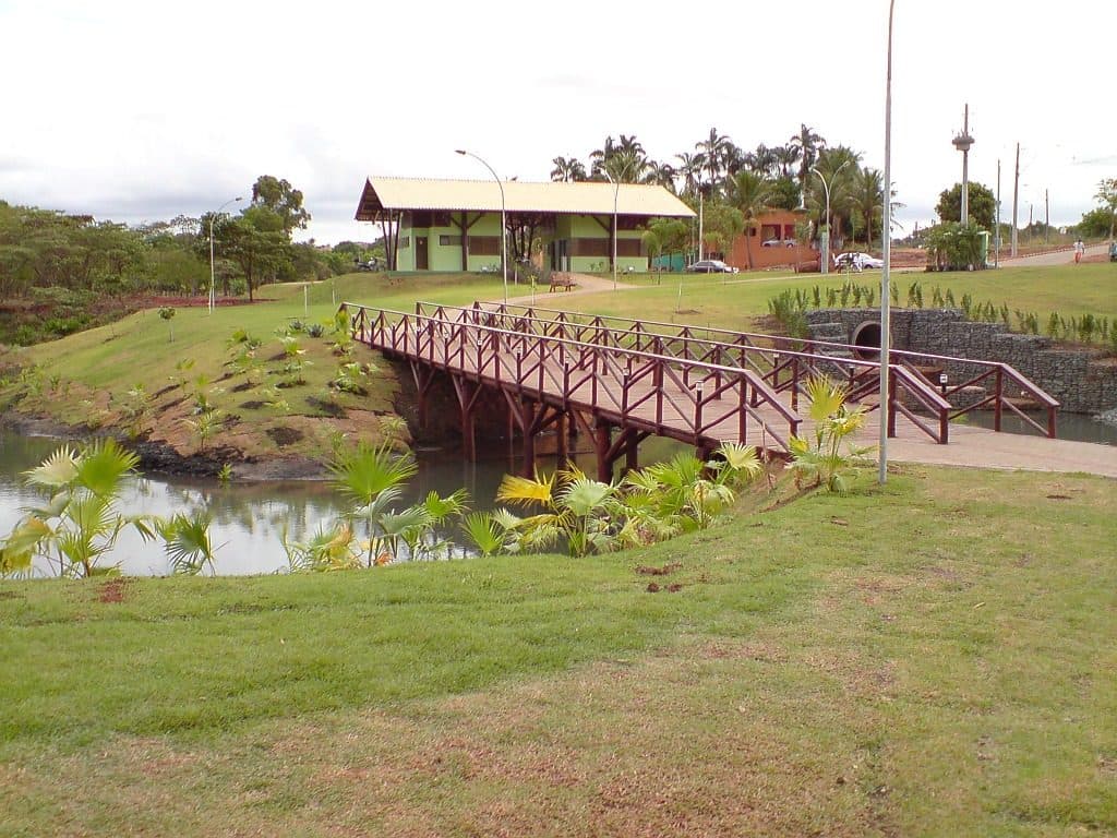 Vista panorâmica da área verde no Parque Cascavel