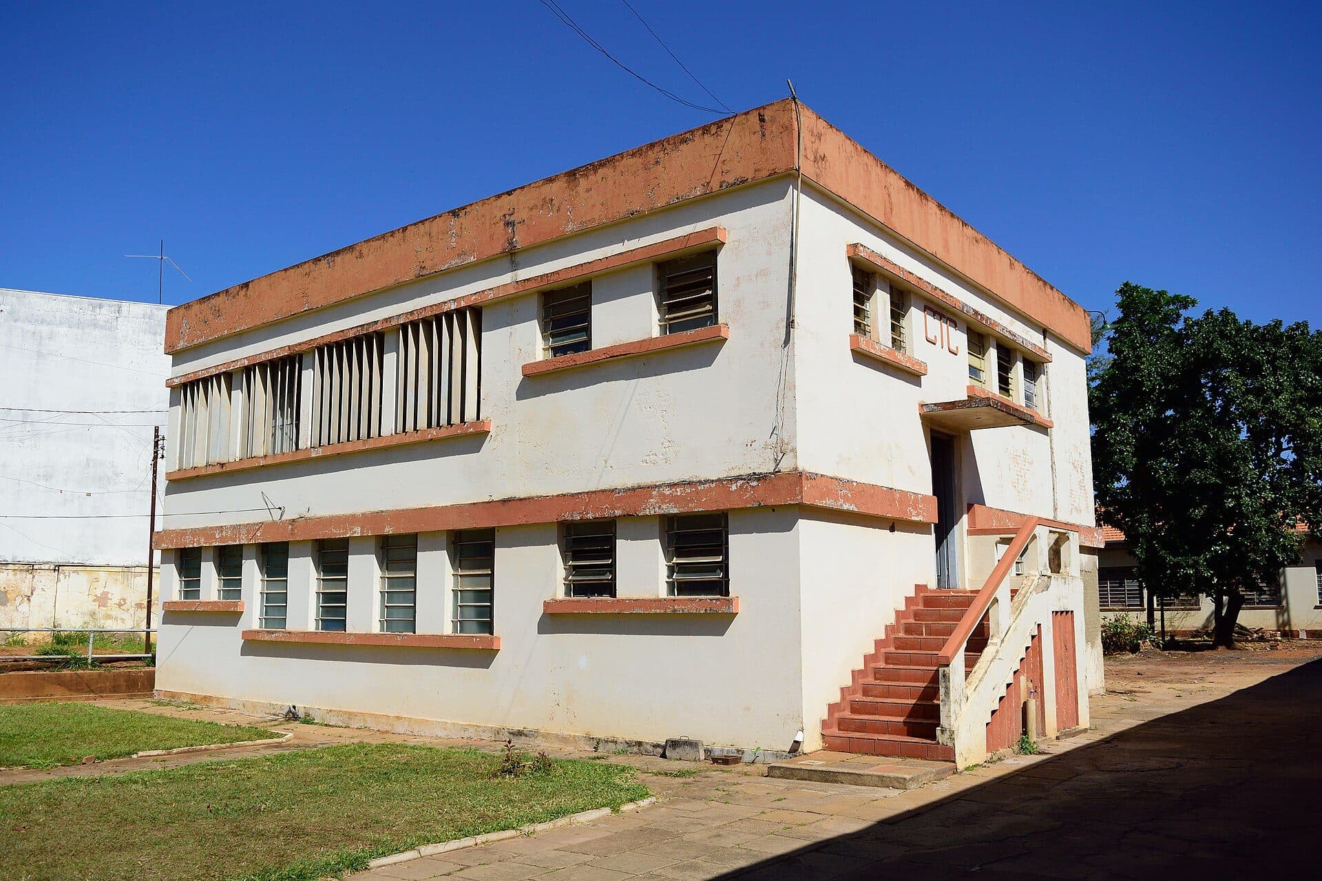 Fachada do prédio do Museu da Imagem e do Som de Bauru