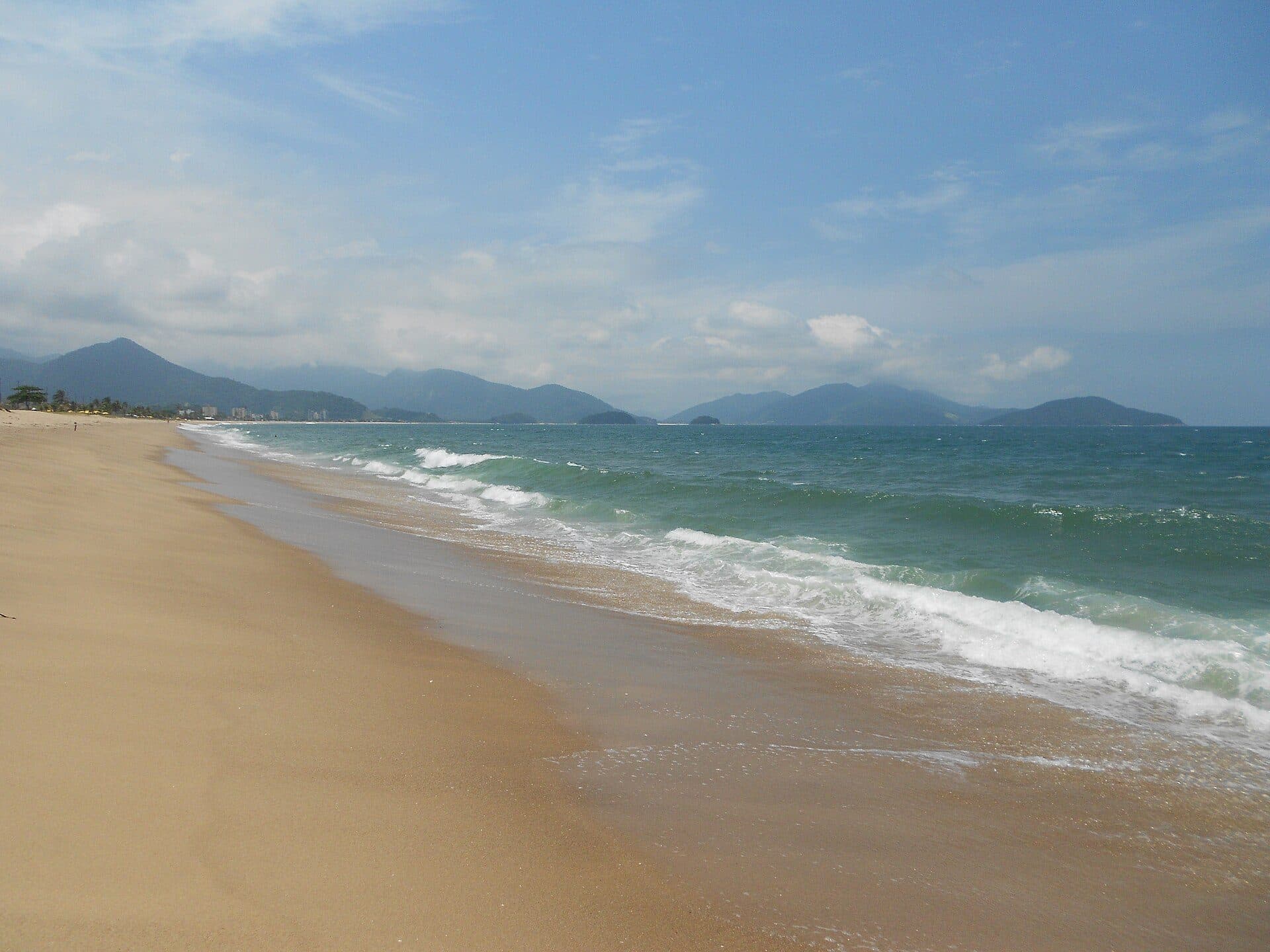 Vista da Praia do Capricórnio em Caraguatatuba