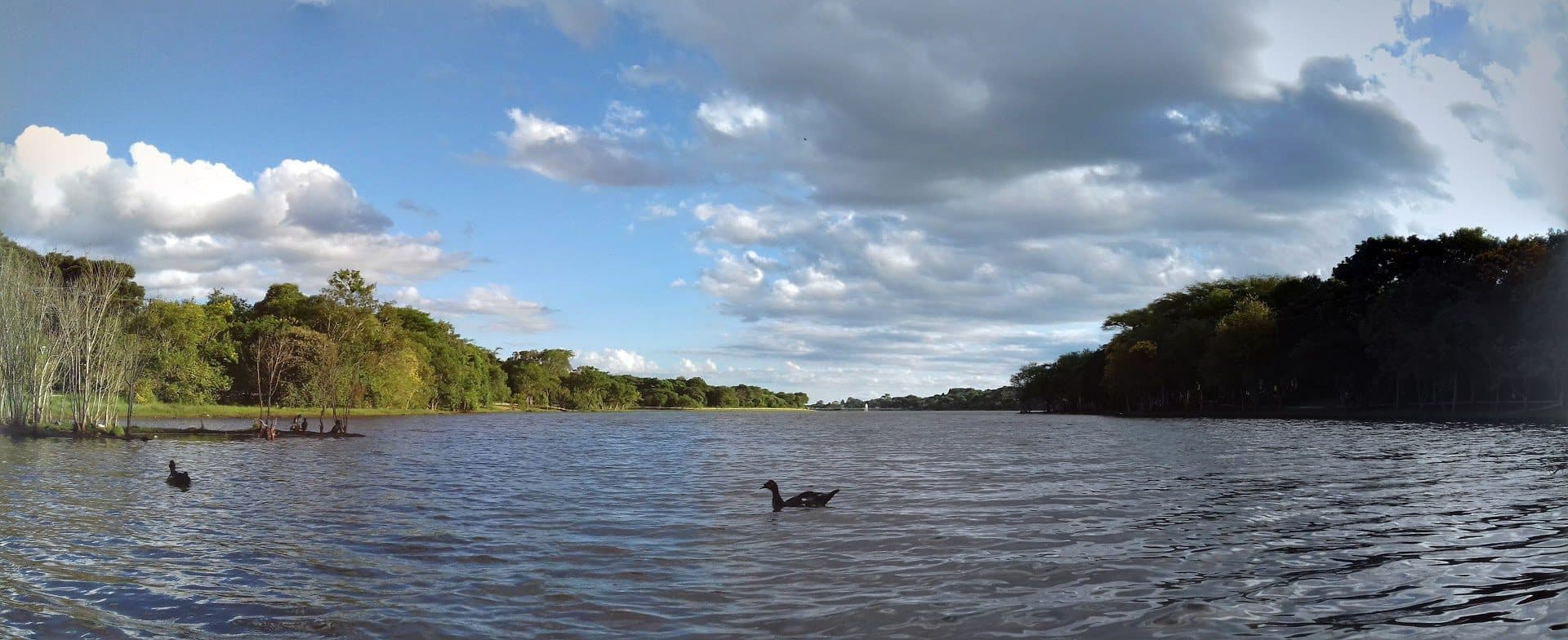 Vista panorâmica do Lago Municipal de Cascavel