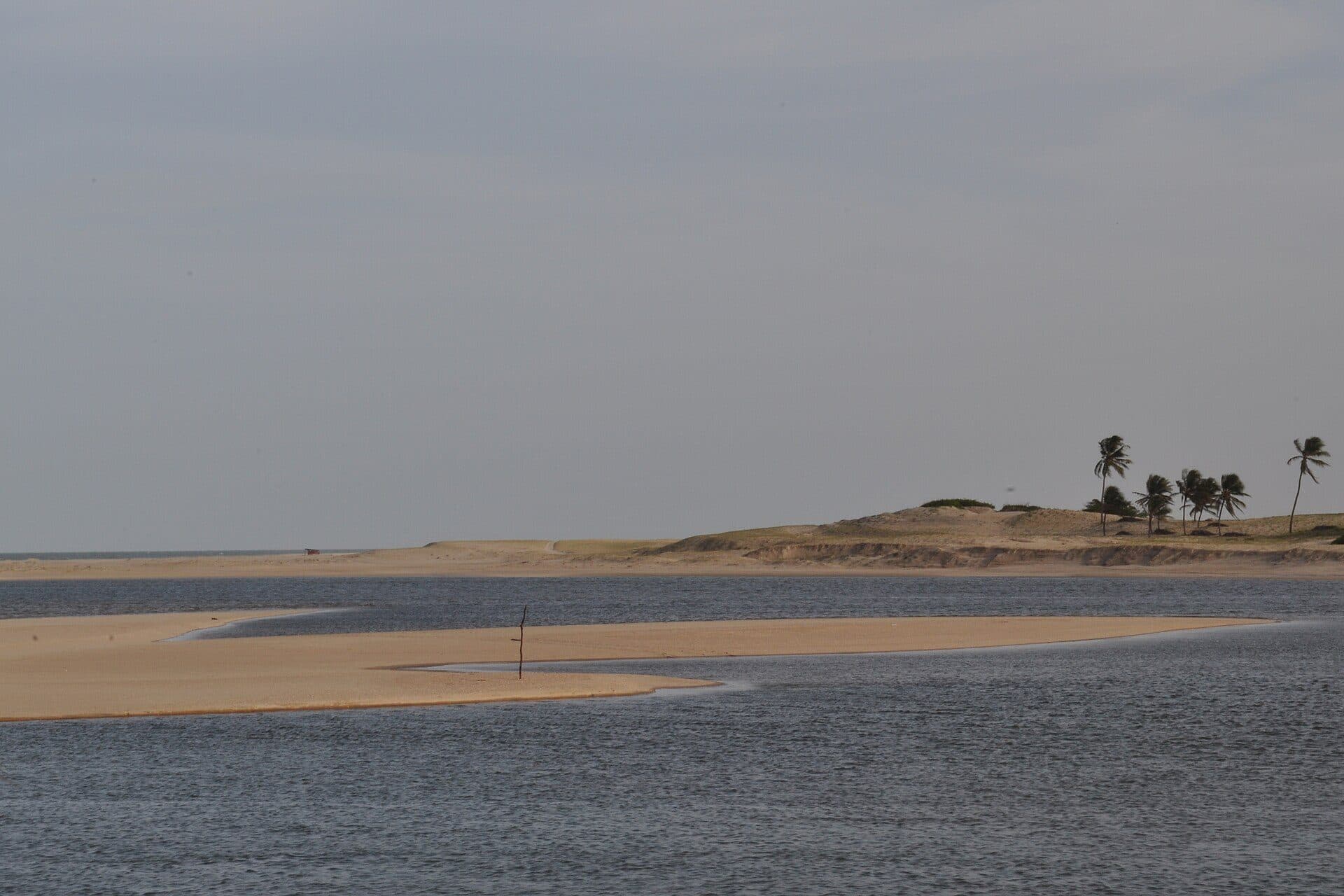 Vista da paisagem na Praia de Águas Belas