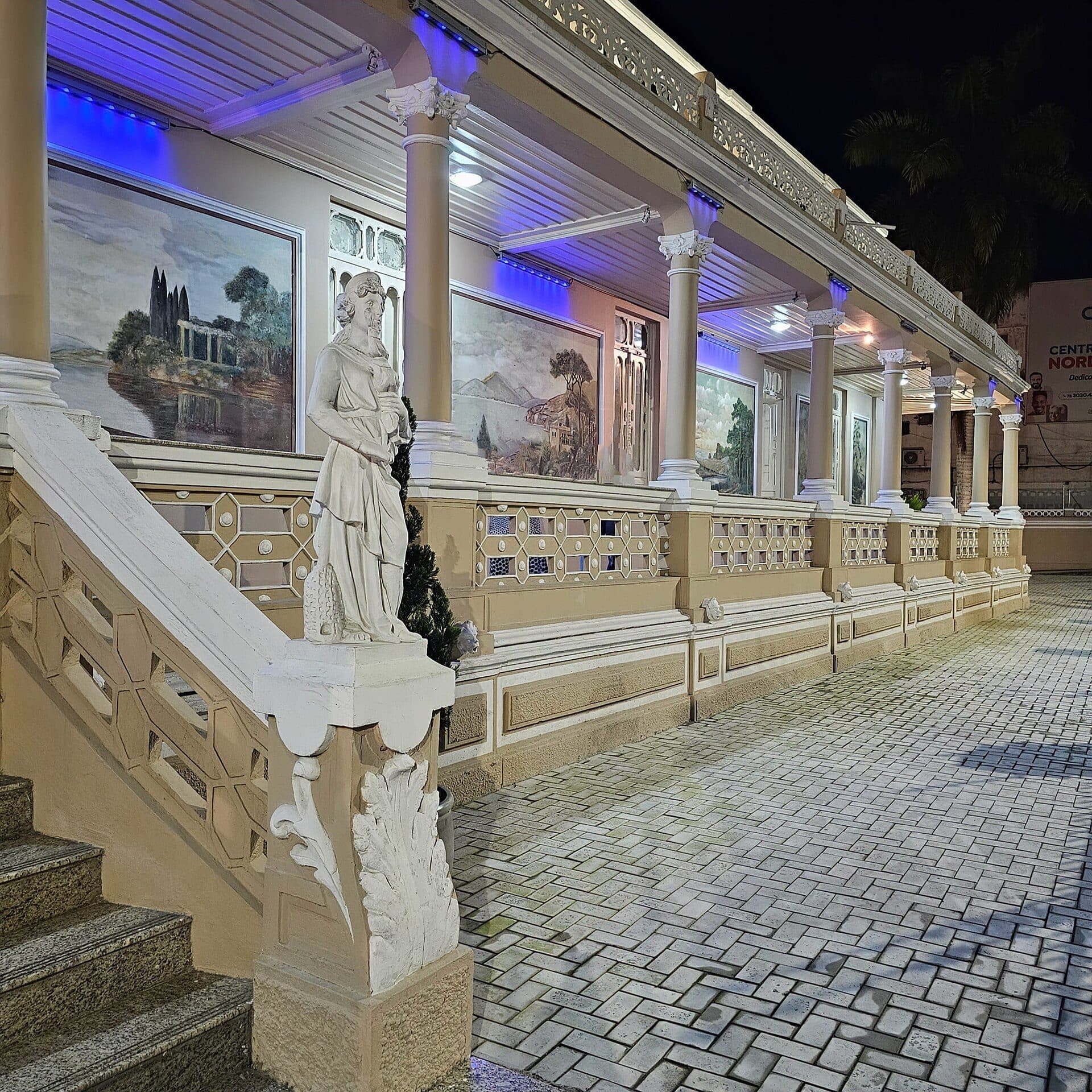 Fachada do Casarão Fróes da Mota em Feira de Santana, Bahia