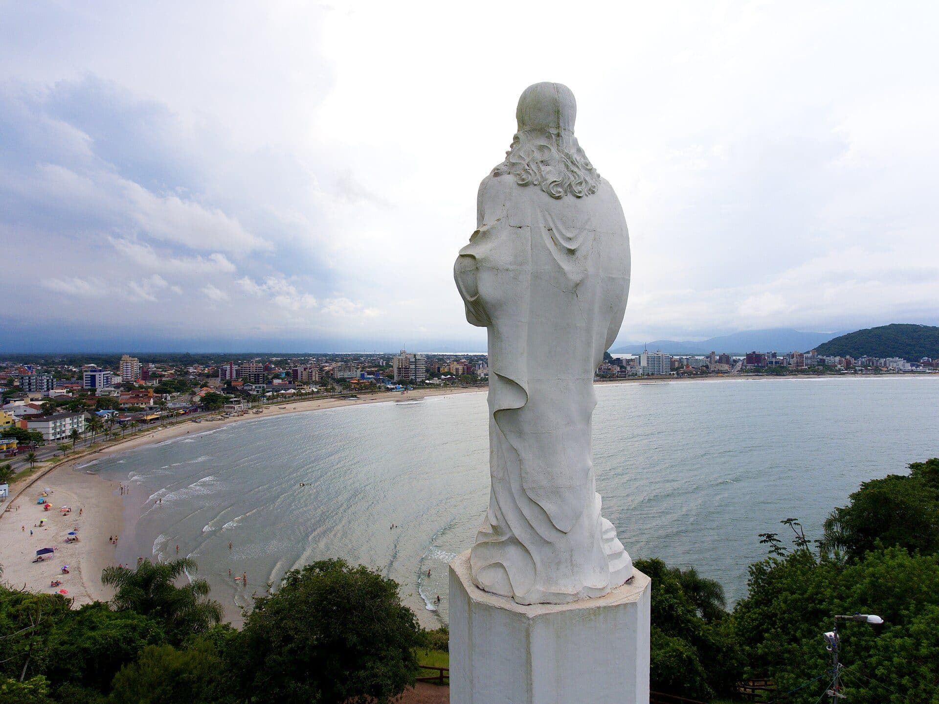 Vista da Praia do Cristo em Guaratuba no litoral do Paraná