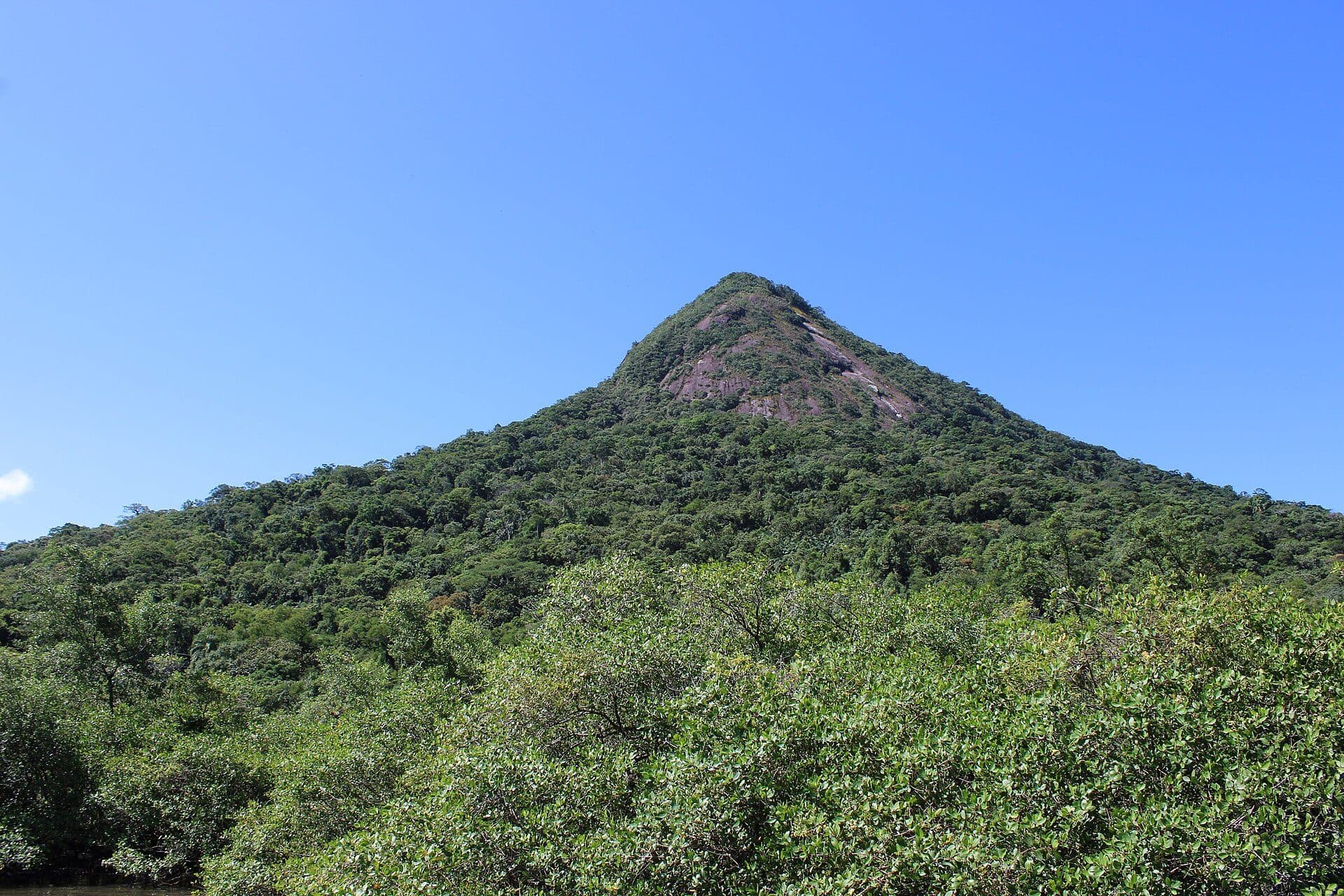 Paisagem natural no Parque Nacional de Saint-Hilaire