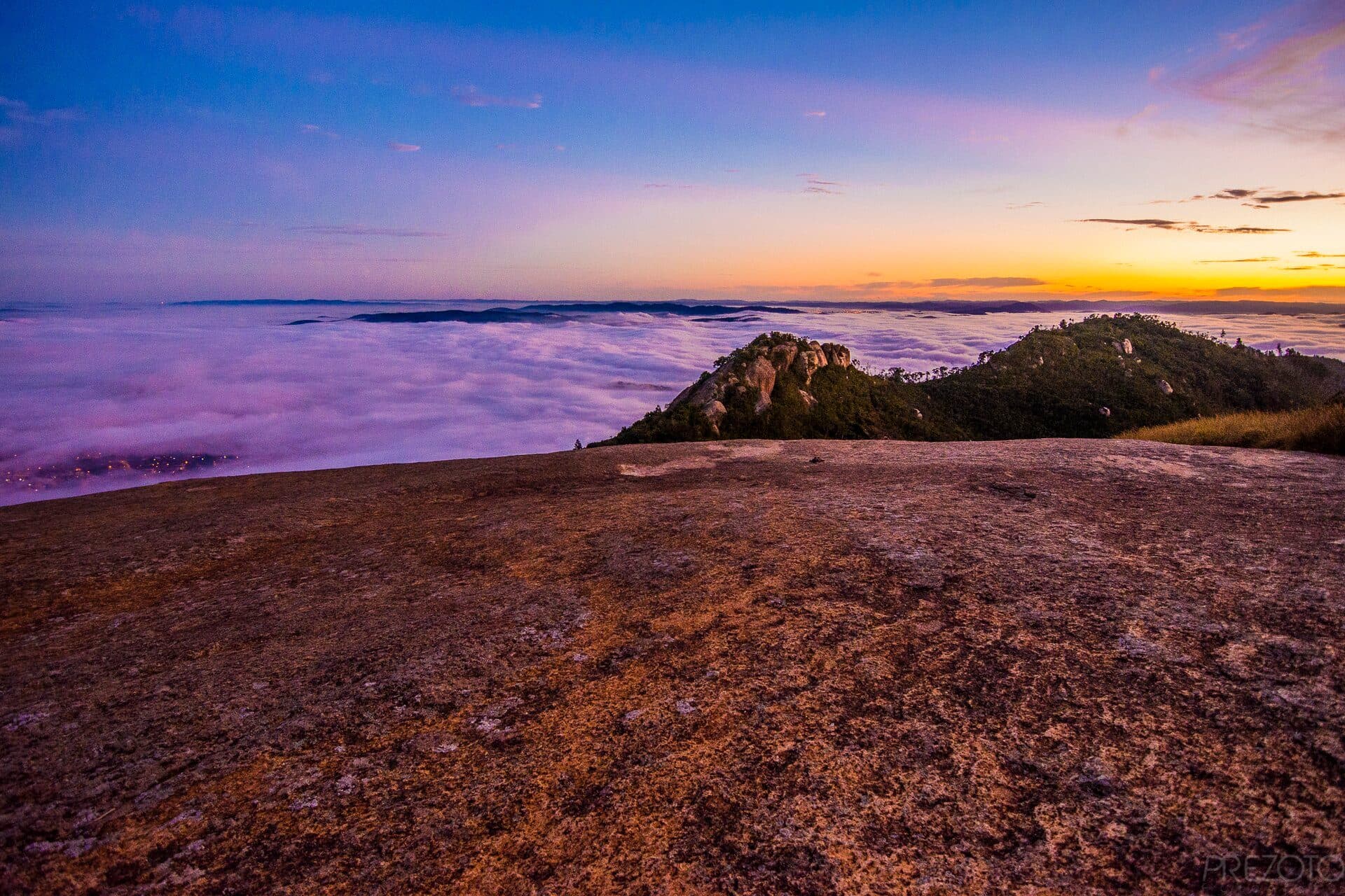 Vista da formação rochosa da Pedra Grande em Atibaia