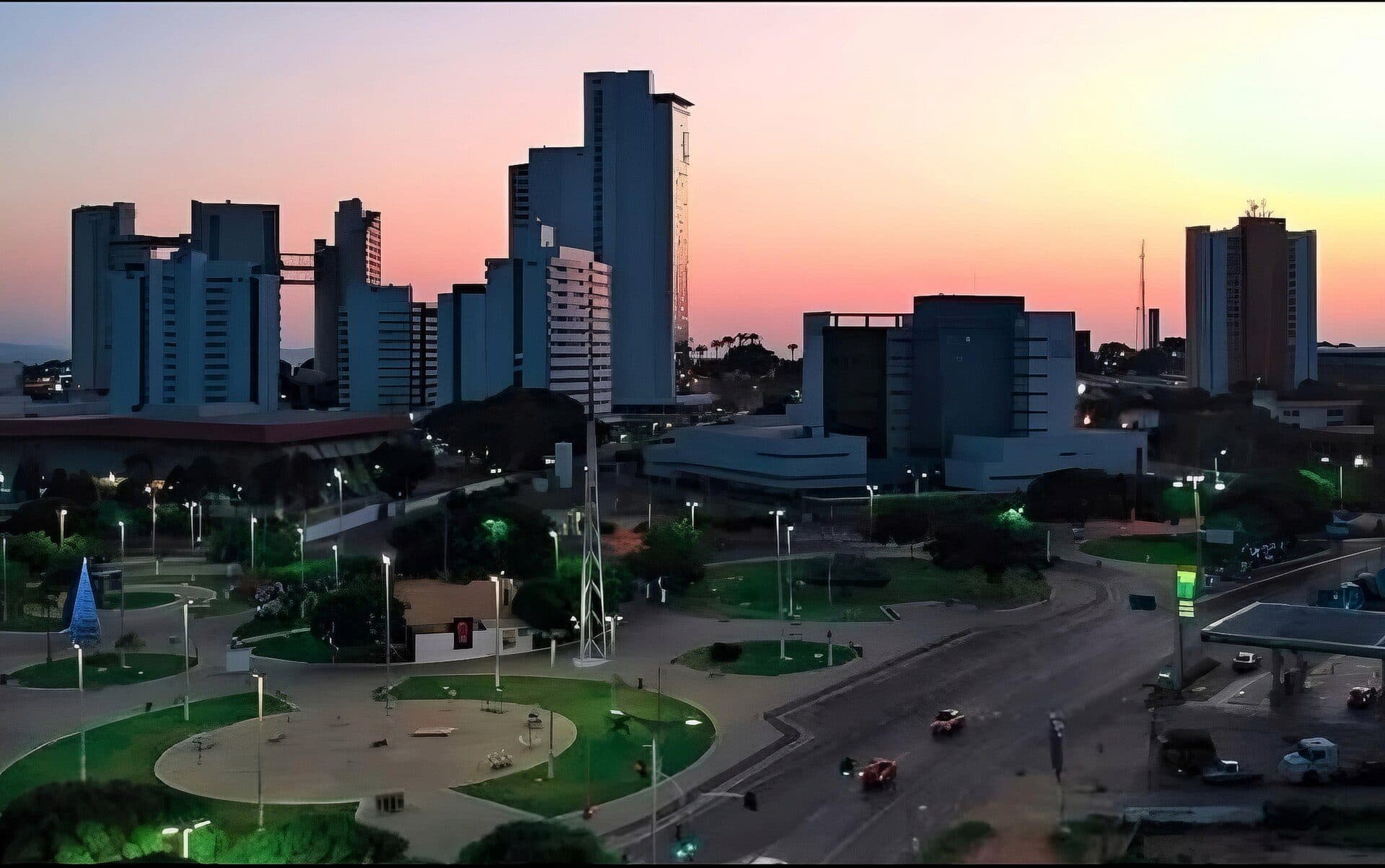 Vista do pôr do sol na cidade de Juazeiro do Norte