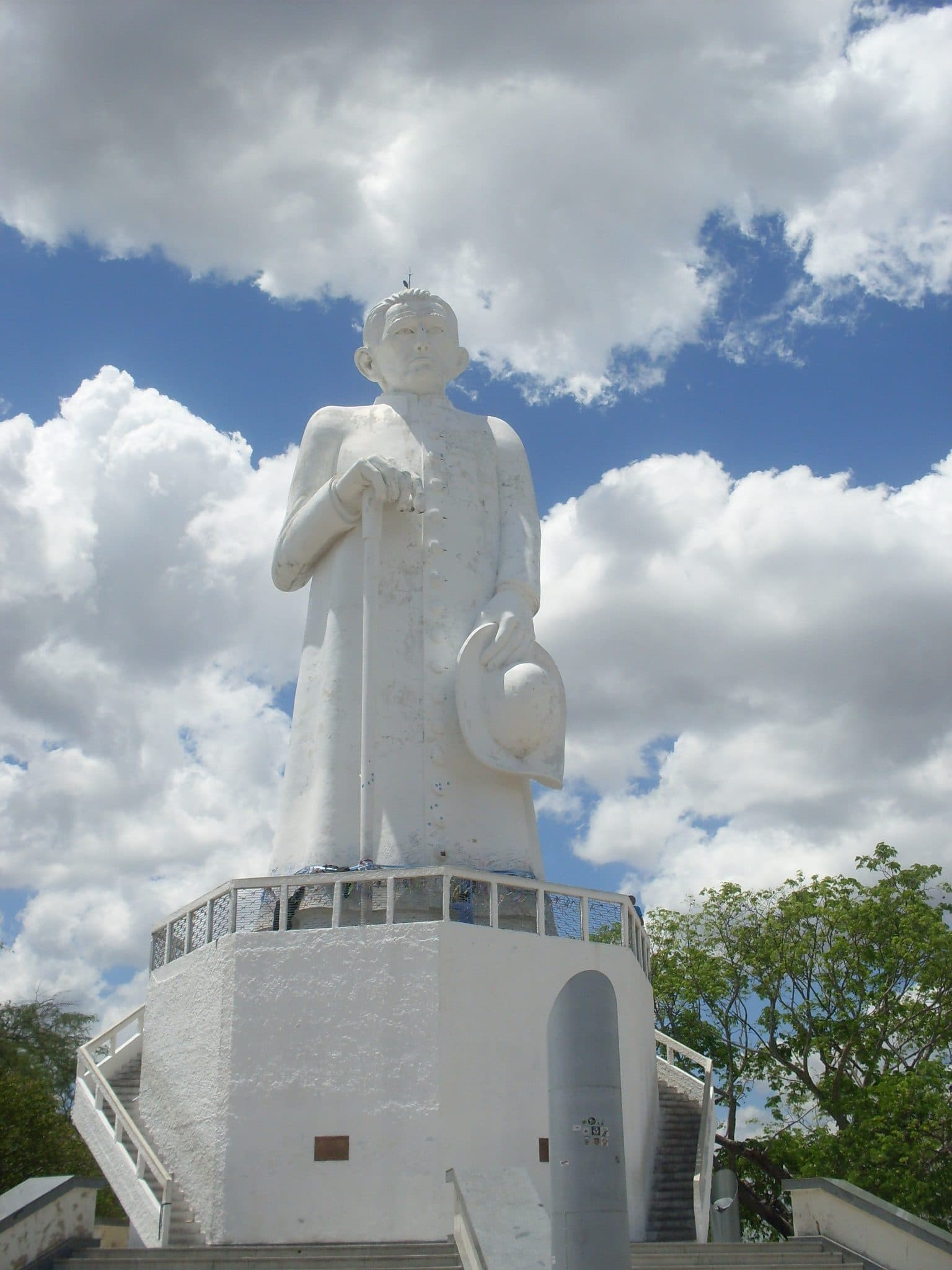Estátua de Padre Cícero em Juazeiro do Norte