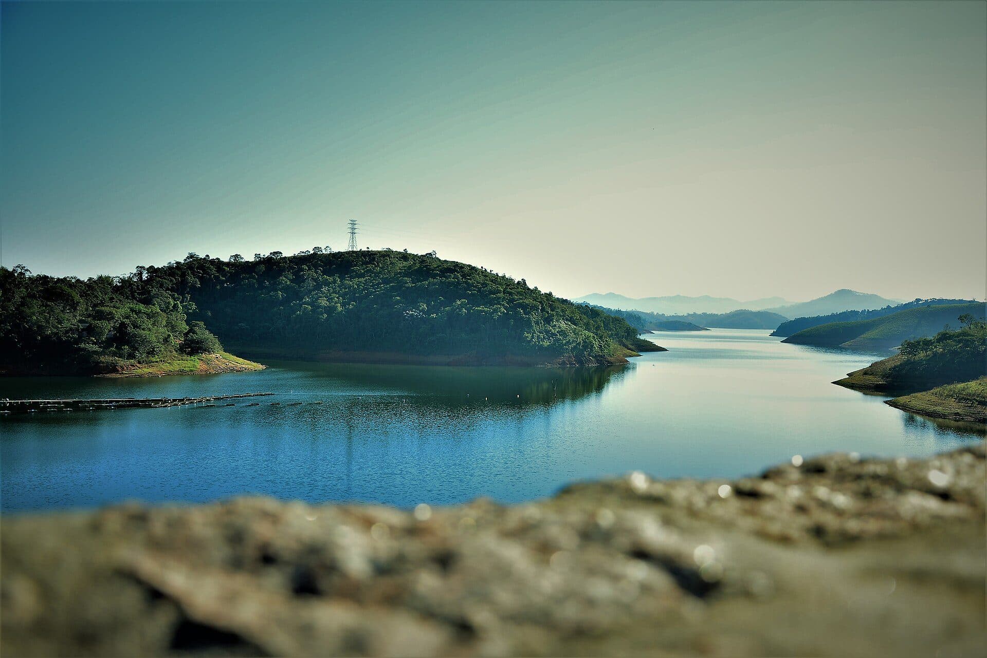 Vista do Rio Paraibuna a partir do Mirante da Tamoios